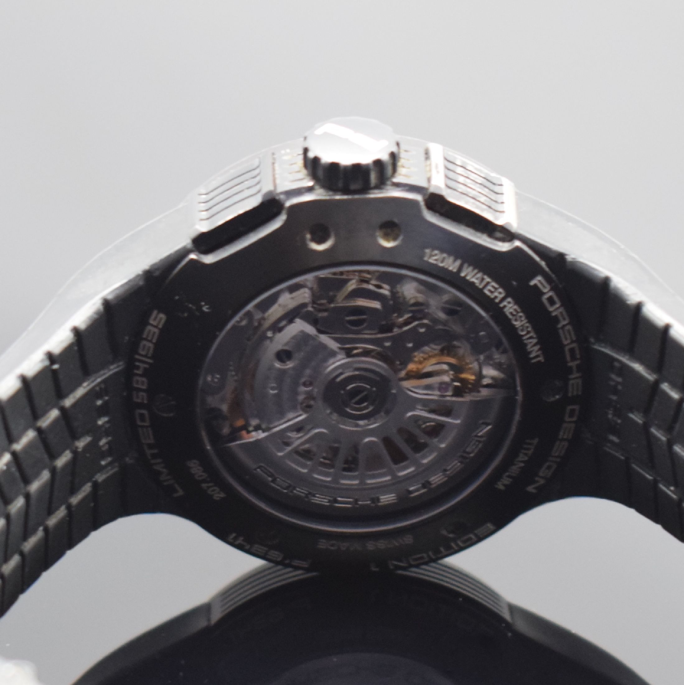 Detail d: PORSCHE DESIGN Flat Six Edition 1 auf 935 Stück limitierter Armbandchronograph Chronometer in Titan Referenz P´6341, Schweiz um 2010, Automatik, ...