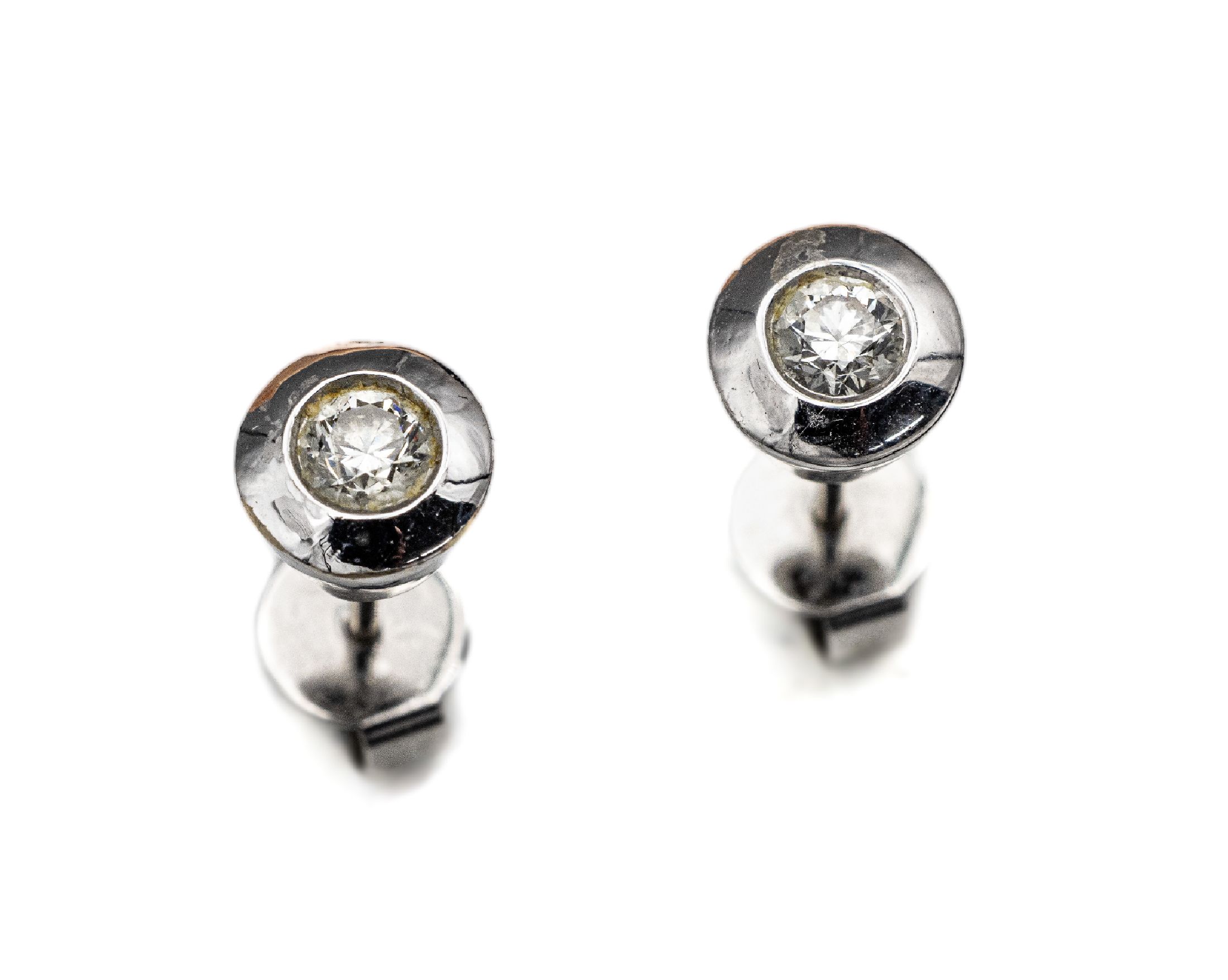 Paar 14 kt Gold Brillant-Ohrstecker, WG 585/000, 2 Brillanten zus. ca. 0.50 ct Weiß/vs-si