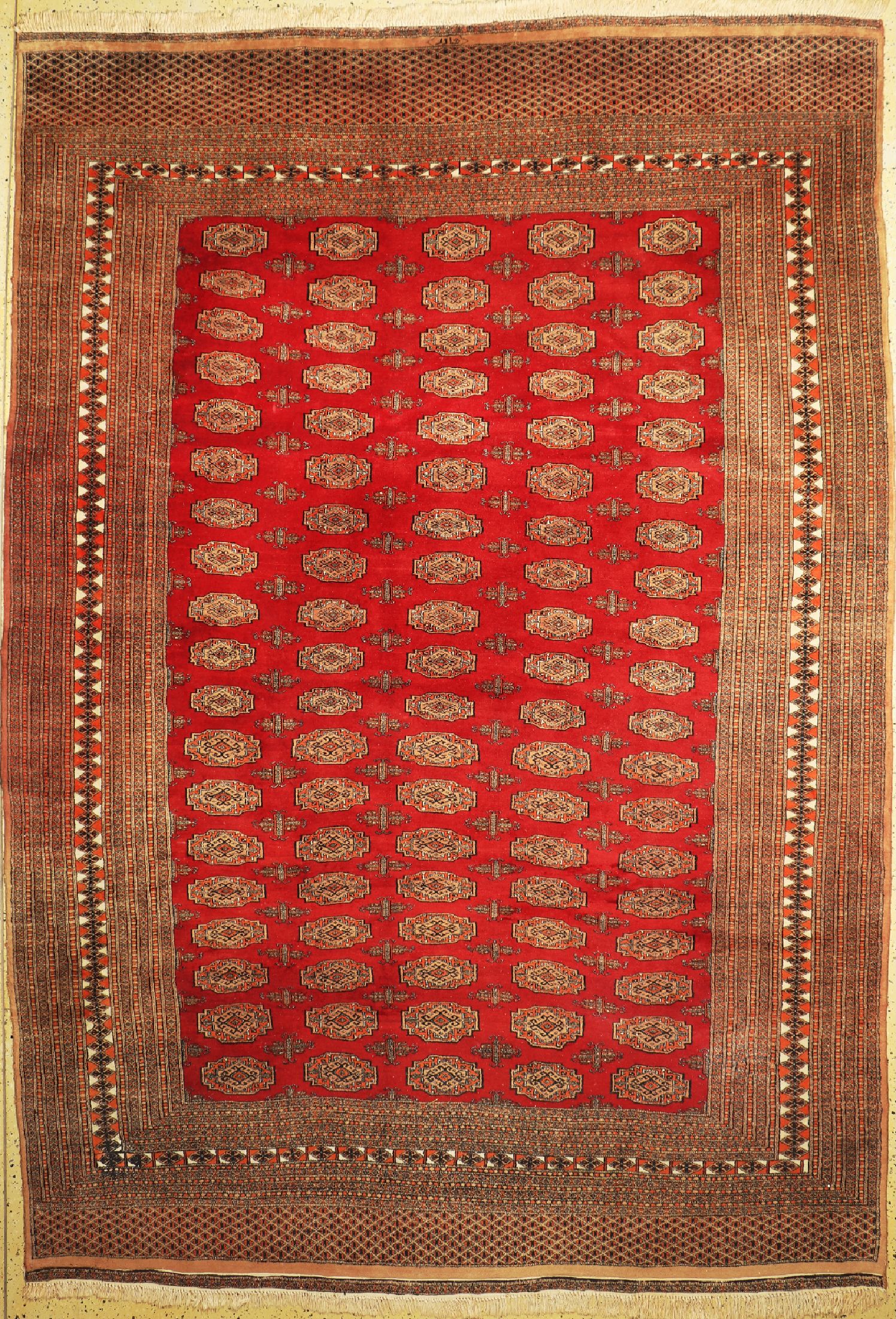 Buchara, Pakistan, ca. 40 Jahre, Wolle auf Baumwolle, ca. 365 x 255 cm, EHZ: 2