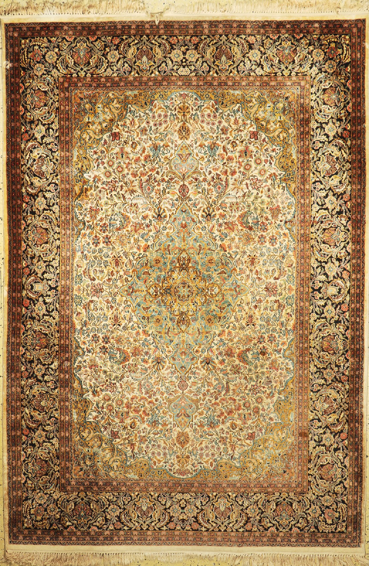 Kaschmir alt, Indien, ca. 50 Jahre, merzerisierte Baumwolle, ca. 275 x 188 cm, EHZ: 2(verschmutzt)