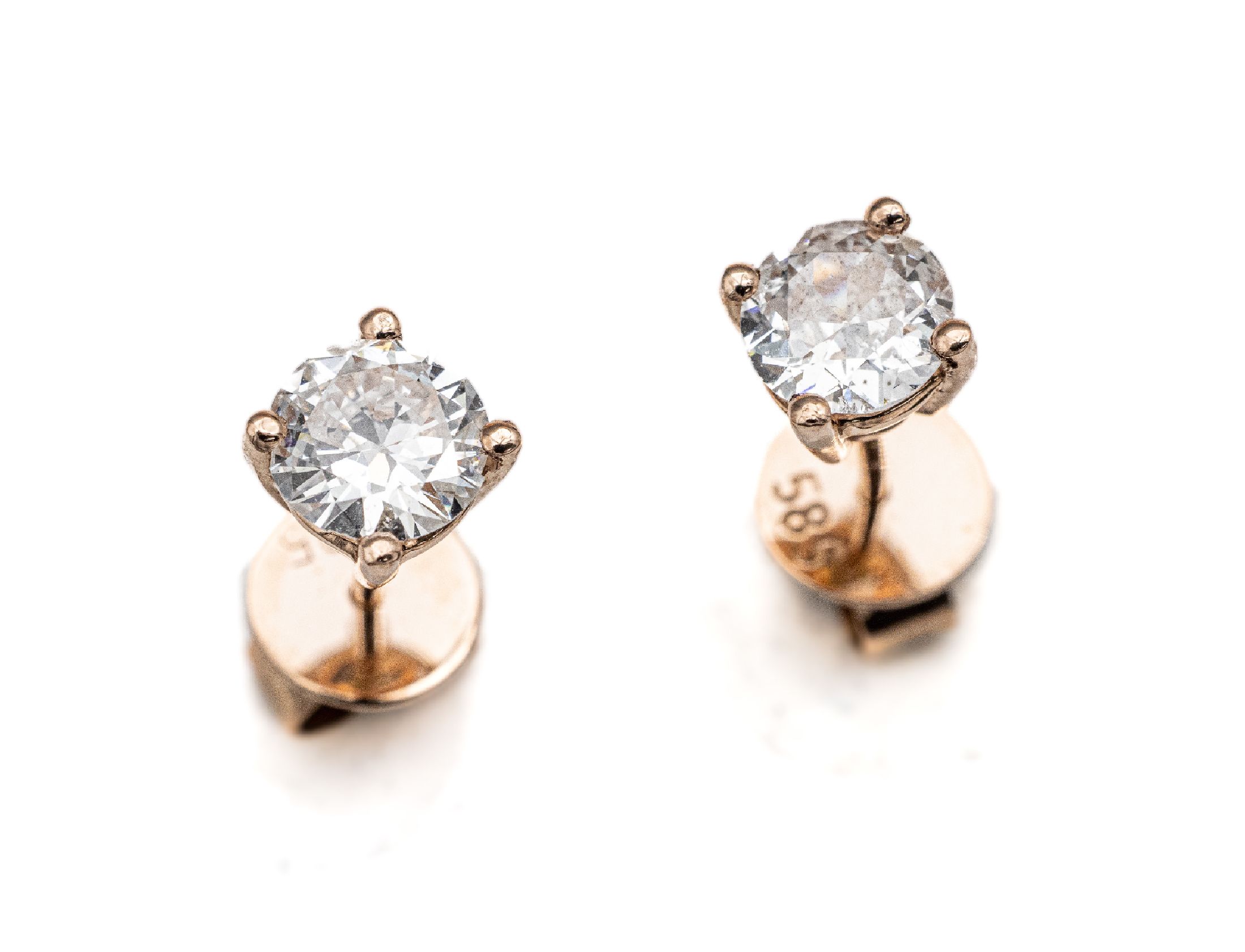 Paar 18 kt Gold Brillant Ohrstecker, RG 750/000, 2 Brillanten zus. ca. 1.14 ct Weiß/ si-p1
