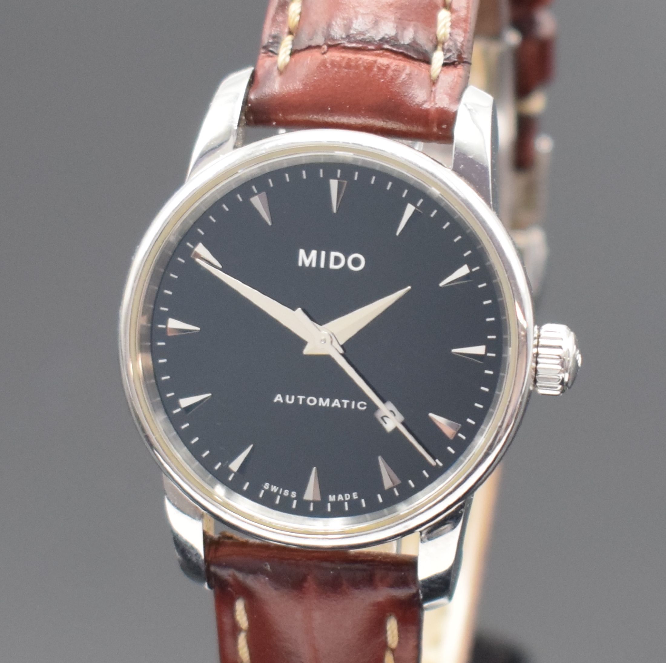 Detail a: MIDO Baroncelli Damenarmbanduhr Referenz M7600 B, Schweiz um 2015, Automatik, beids. vergl. Geh. in Edelstahl, schwarzes Zifferbl. m. aufges. ...