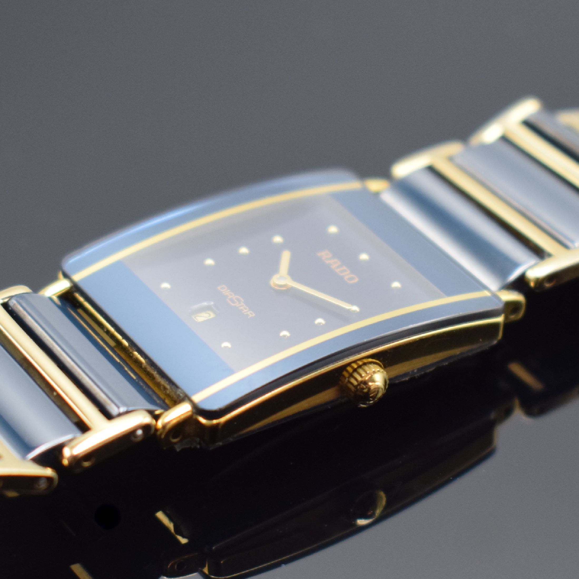 Detail d: RADO Diastar Damenarmbanduhr Referenz 160.0381.3, Schweiz um 2005, quarz, verg. Gehäuse, Boden 4-fach verschr., verg. Gliederband mit ...
