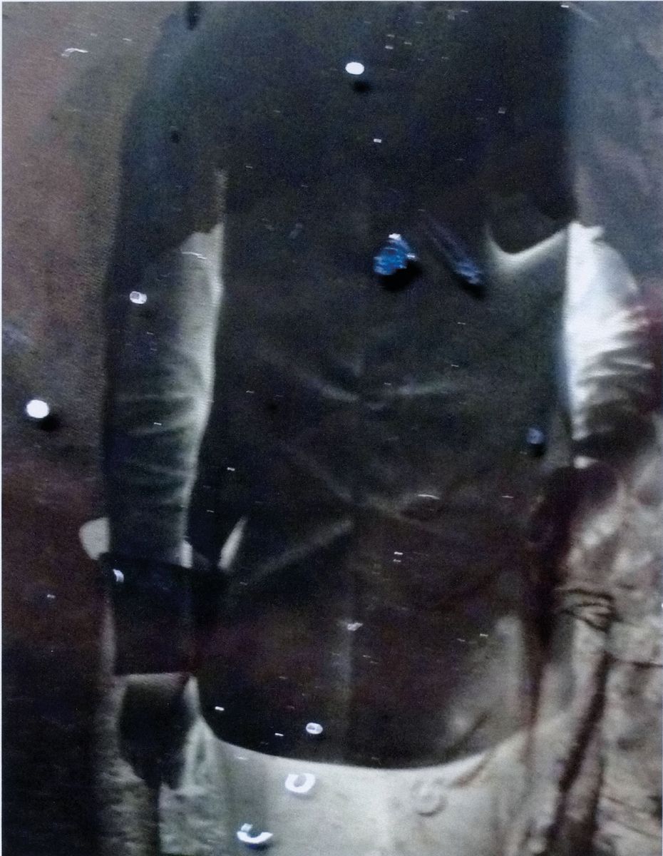 Detail a: Friedrich Einhoff, geb. 1936, Mappe mit 5 Fotografien, jeweils verso handsigniert, inkl. Buch "Junger Mann mit Pelztier", aus dem Jahre ...