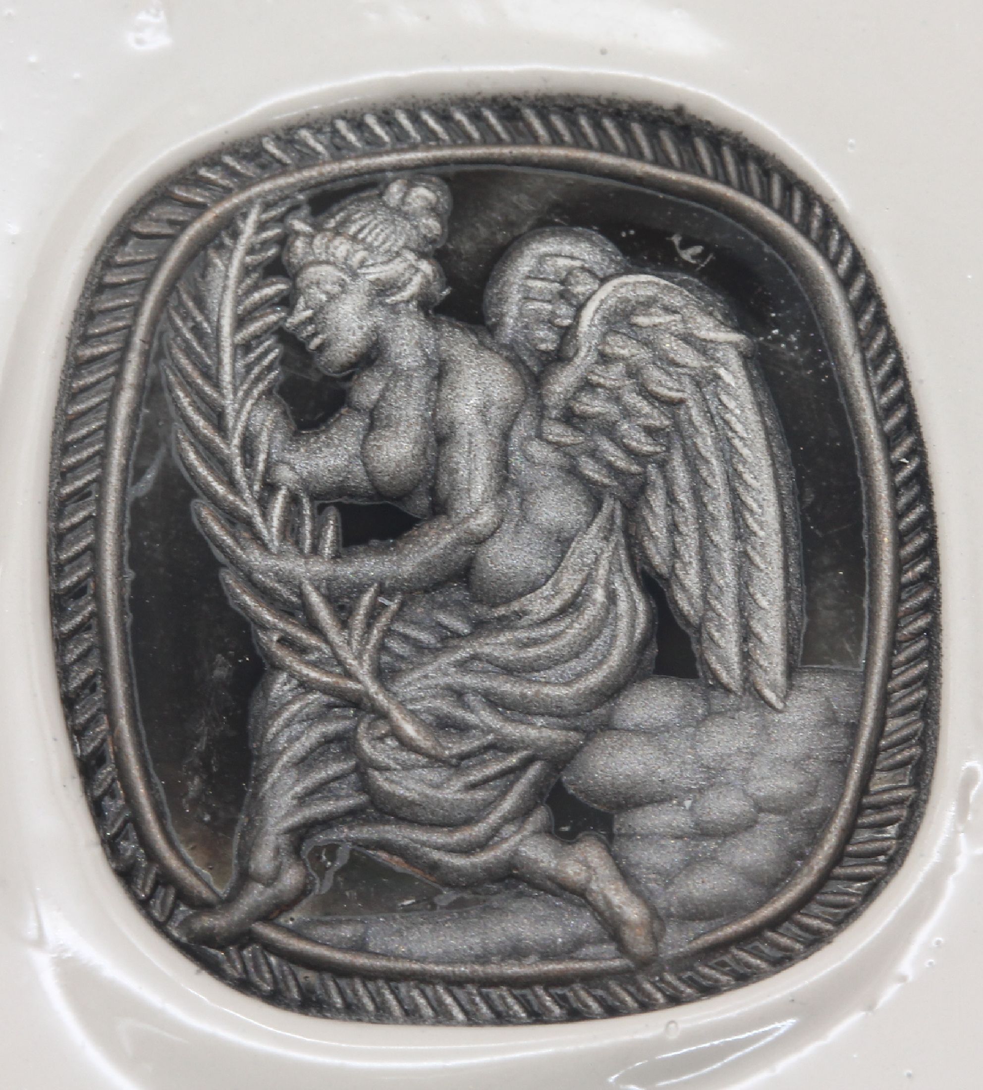 Detail a: Lose Chrysopras-Gravur/Siegel "Skarabäus", rs. Darstellung Nike, Siegelabdruck anbei, ca.1.8 x 2 cm
