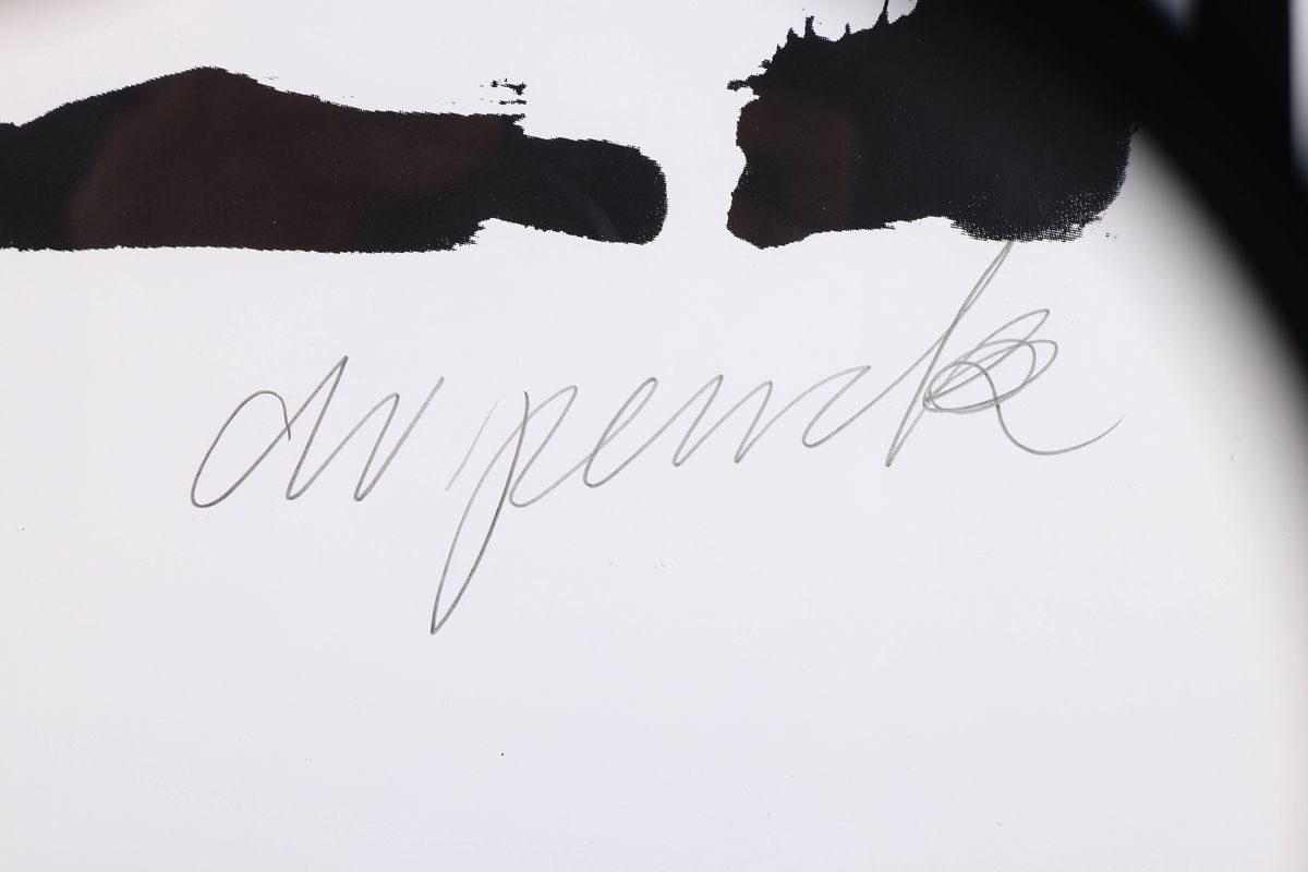 Detail a: A.R.Penck, 1939-2017, Serigrafie auf Karton, "Flagge zeigen", handsign., aus 1995, Auflage 35, Blatt ca. 84x59,5 cm, R. 87x63cm, Rahmen mit ...
