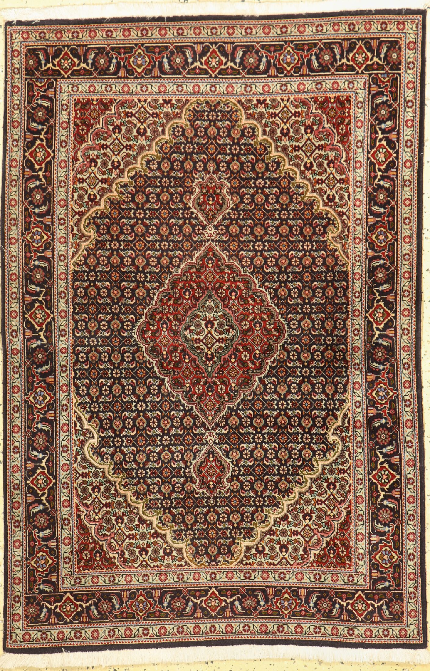 Täbriz fein, Persien, ca. 50 Jahre, Korkwolle mit Seide, ca. 155 x 102 cm, EHZ: 1-2