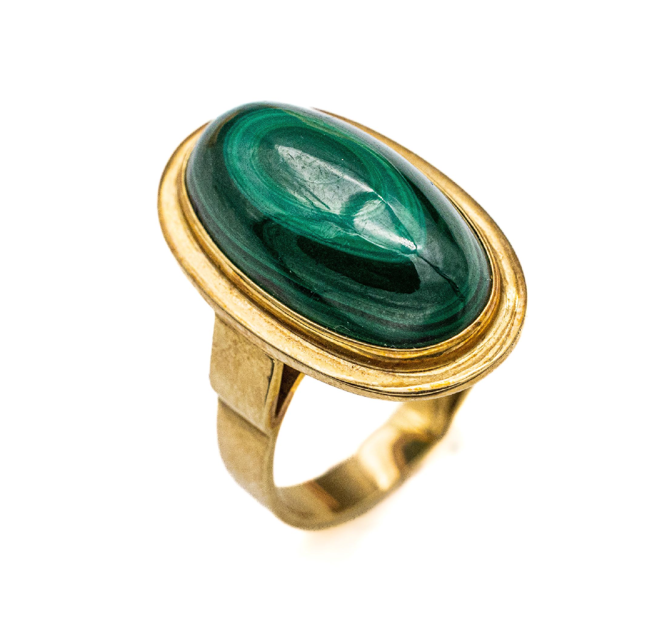 14 kt Gold Malachit-Ring, GG 585/000, schöner Malachit Cabochon, total ca. 12.7 g, RW 60