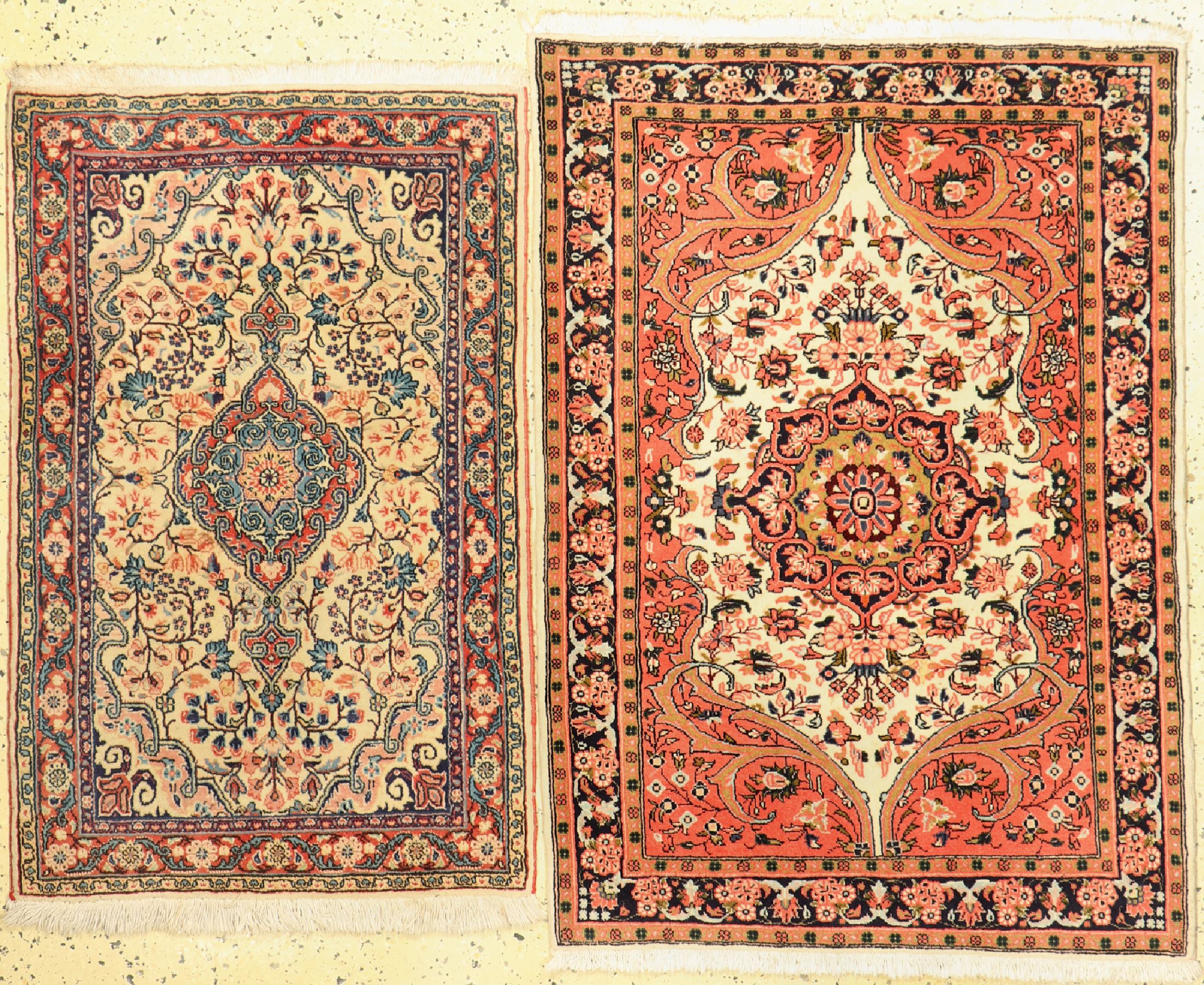 2 Sarogh, Persien, ca. 60 Jahre, Wolle auf Baumwolle, ca. 117 x 83 cm, EHZ: 2
