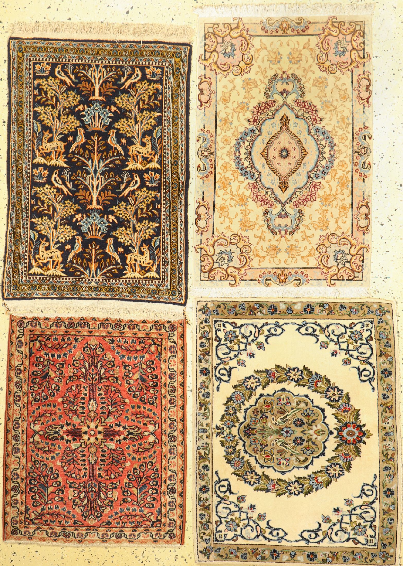 4 Persische Poschti, ca. 50 Jahre, Sarogh, Keschan, Ghom und Täbriz, ca. 93 x 63 cm, EHZ: 2