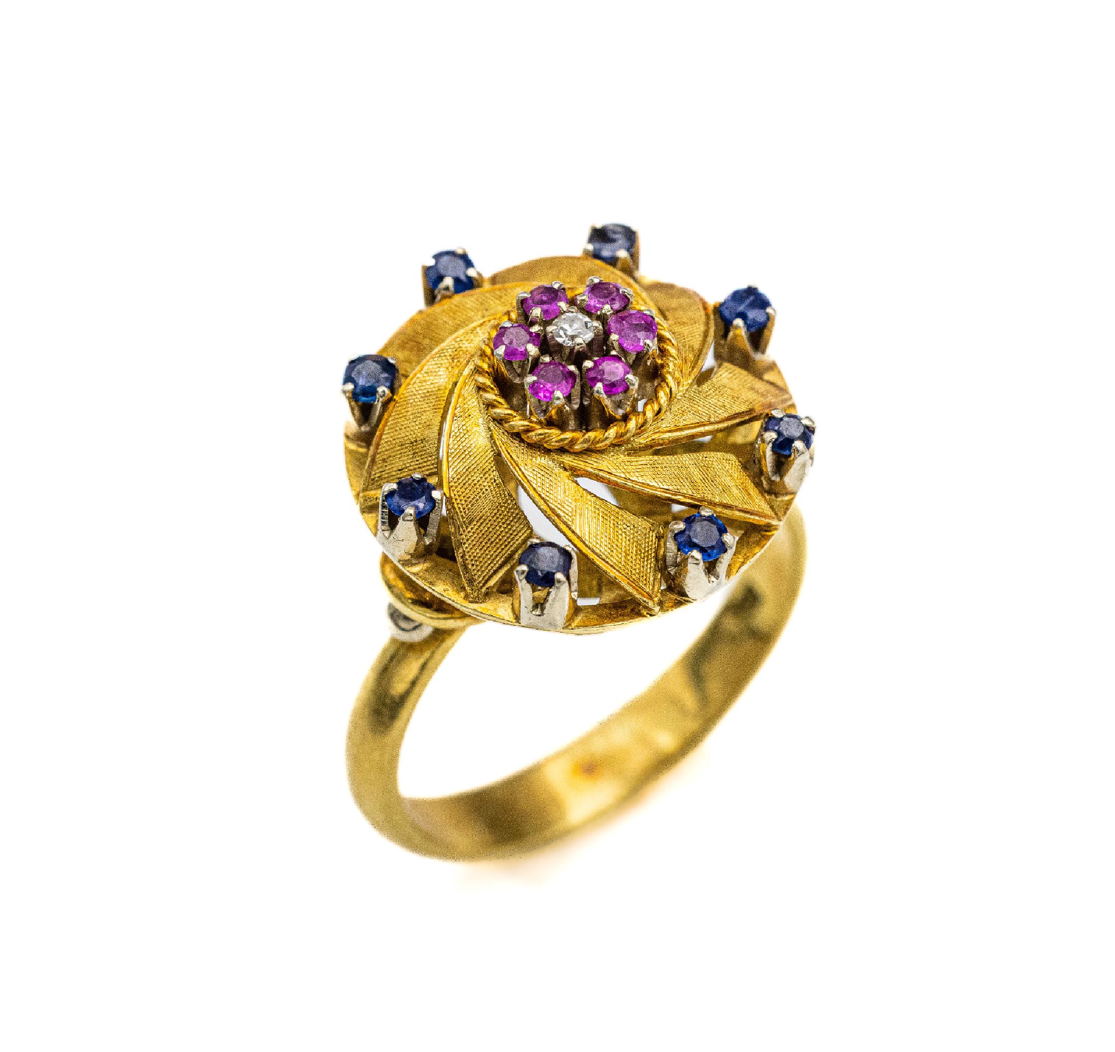 18 kt Gold Farbstein-Diamant-Ring, GG 750/000, 1 Diamant ca. 0.01 ct Weiß/p 1, 6 rundfacett. Rubine zus. ca. 0.06 ct, 8 rundfacett. Saphire zus. ...