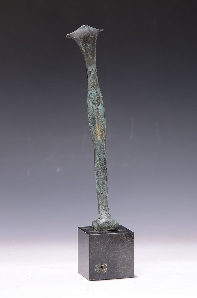 Laszlo Taubert, geb. 1966, Bronzeskulptur auf Marmorsockel, Unikat, Ausstellungsaufkleber auf der Unterseite des Marmorsockels, Provenienz: Atelier ...