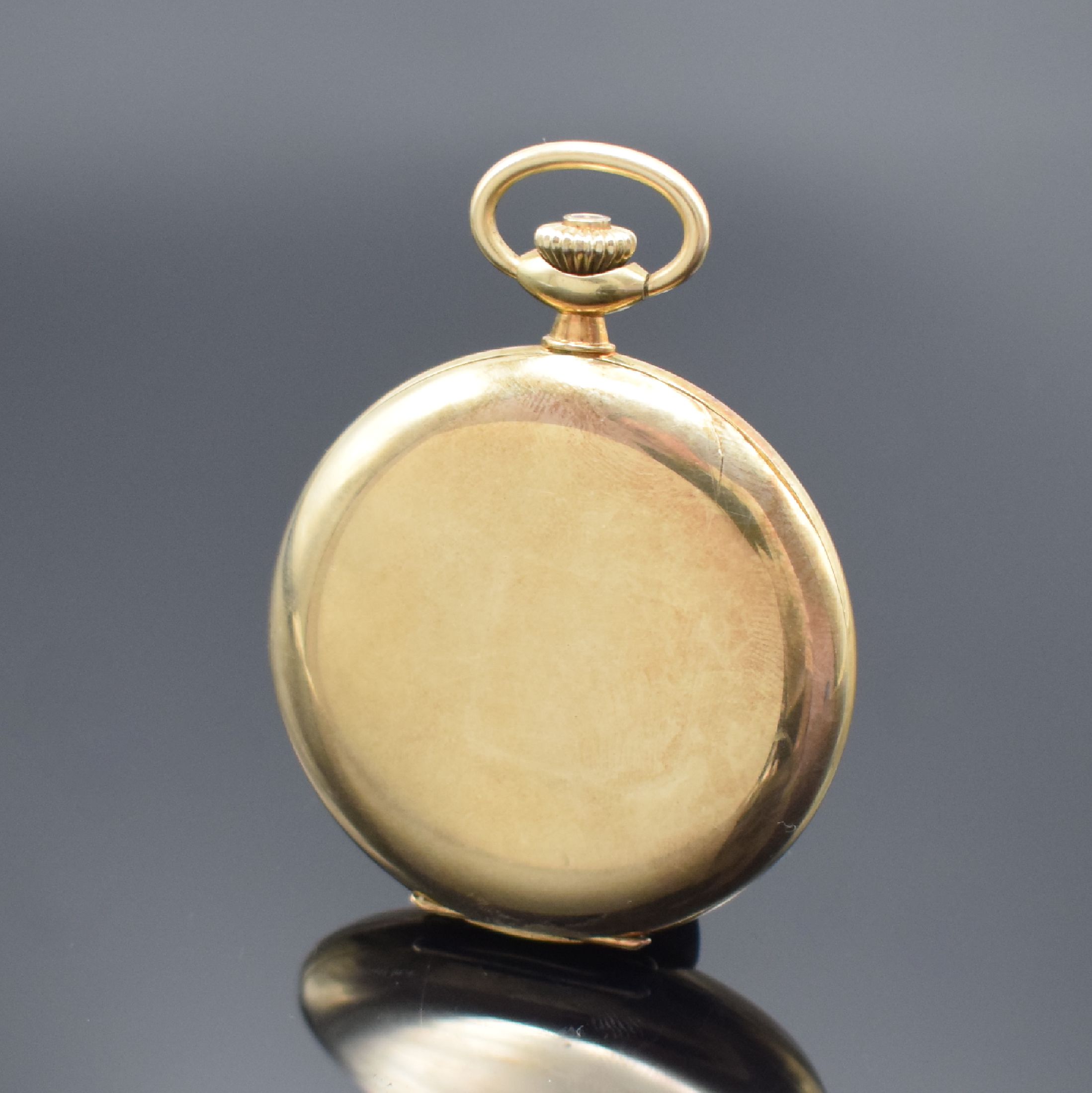 Detail c: STOWA Savonette in GG 585/000, Schweiz um 1940, 2-Deckel Goldgeh., Sprungdeckel mit Schmuckmonogramm, Metallcuvette m. Widmung, Metallzifferbl. m. ...