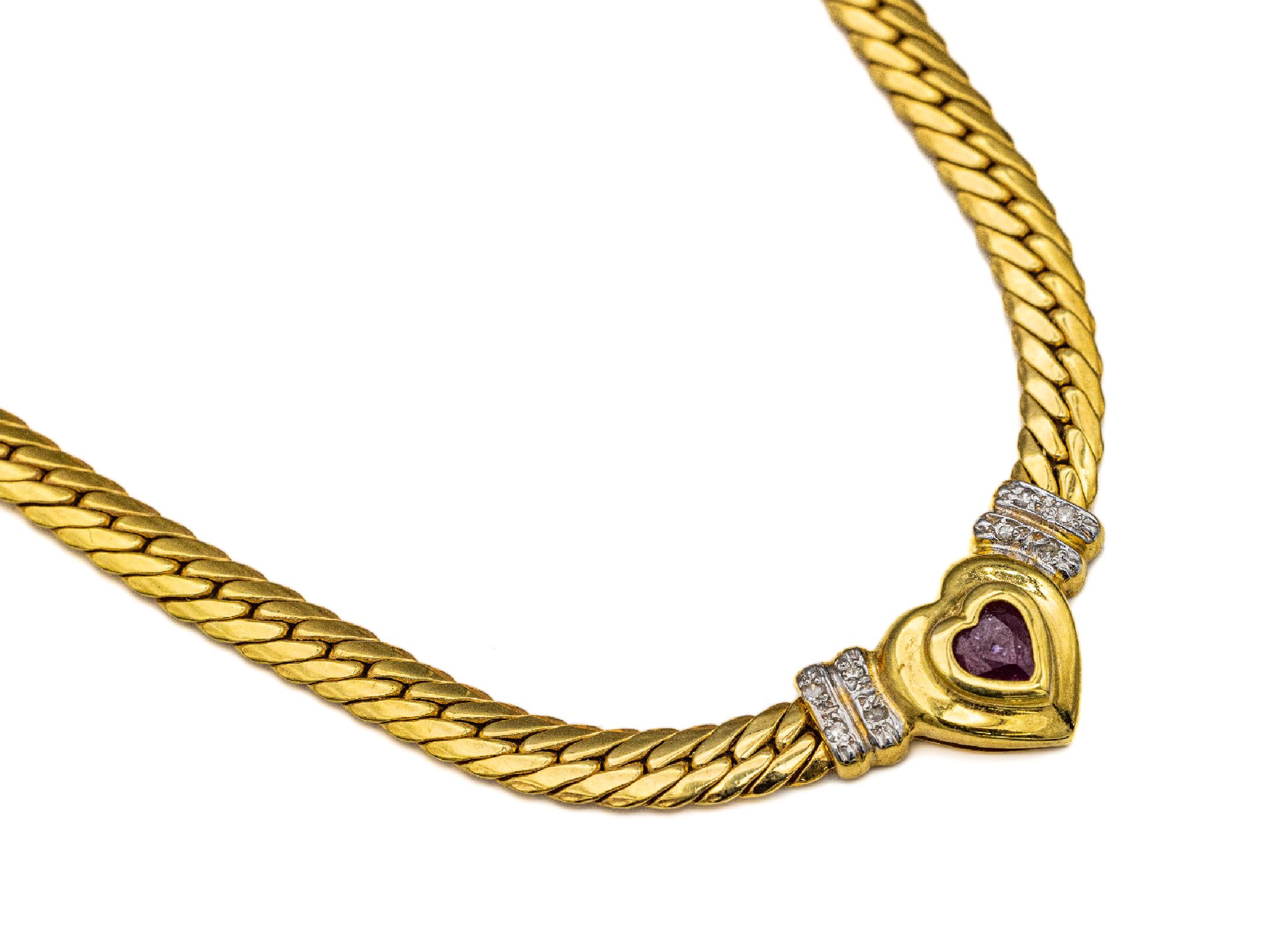 14 kt Gold Rubin-Diamant-Collier, GG 585/000, Mittelteil herzförmig, kl. facett. Rubinherz, 8 kl. 8/8-Diamanten, L. ca. 43 cm, ca. 11.3 g, ...
