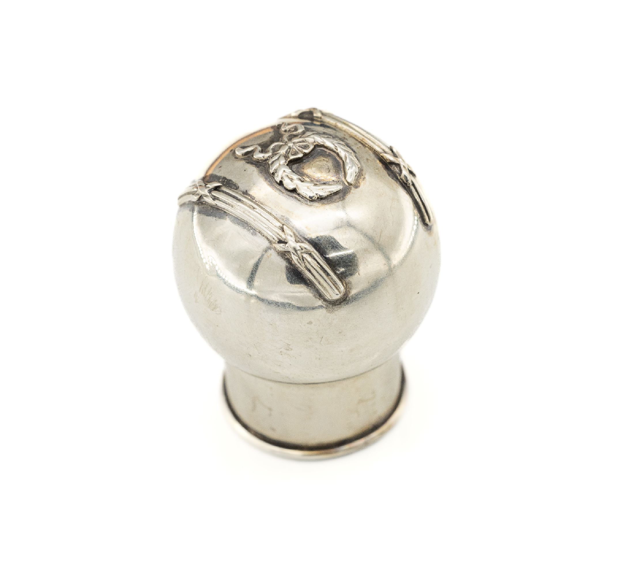 925er Silber Jugendstil Stockgriff, mit Gravur eines Lorbeerkranz, pol., ca. 5 cm