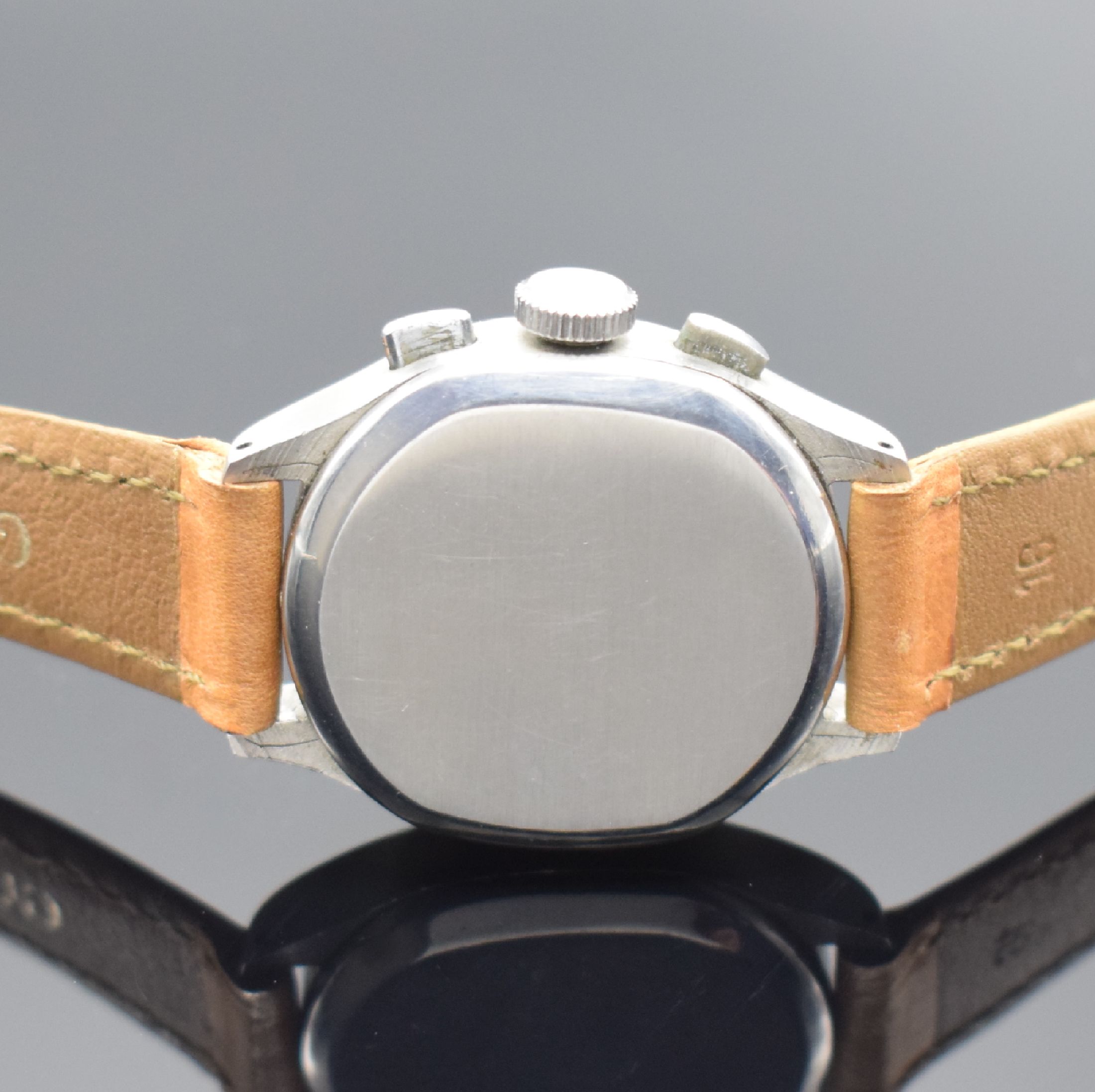 Detail c: EXCELSIOR PARK Kaliber 42 seltener Chronograph mit Formwerk in Stahl, Schweiz um 1940, Handaufzug, 2-tlg. Geh., Boden aufgedr., schwarzes ...