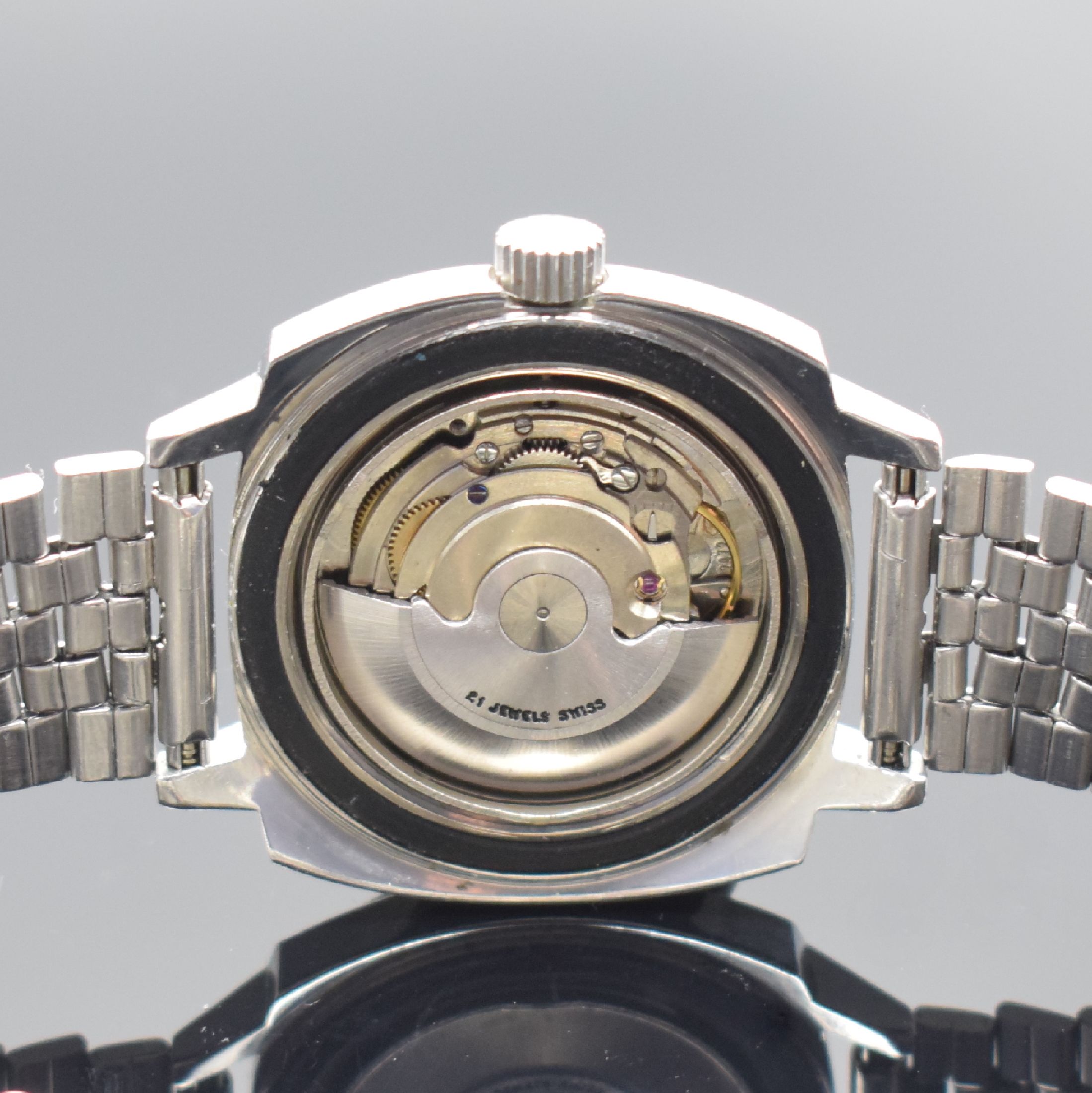 Detail d: DUGENA Submersible 666 Feet ausgefallene und seltene Taucheruhr in Stahl Referenz 61156, Schweiz um 1970, Automatik, verschr. Geh., neutr. Stahlband, ...