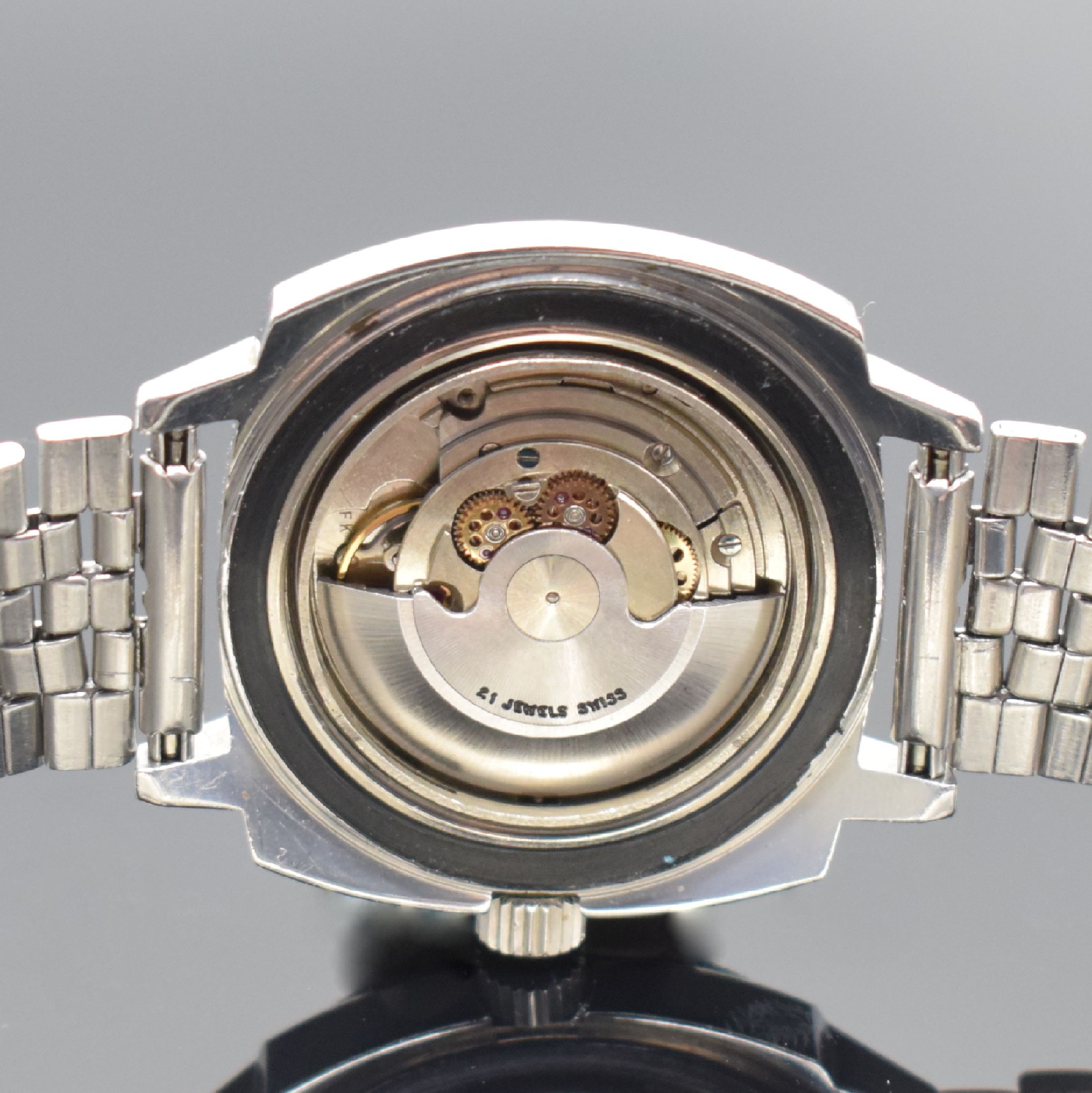 Detail e: DUGENA Submersible 666 Feet ausgefallene und seltene Taucheruhr in Stahl Referenz 61156, Schweiz um 1970, Automatik, verschr. Geh., neutr. Stahlband, ...