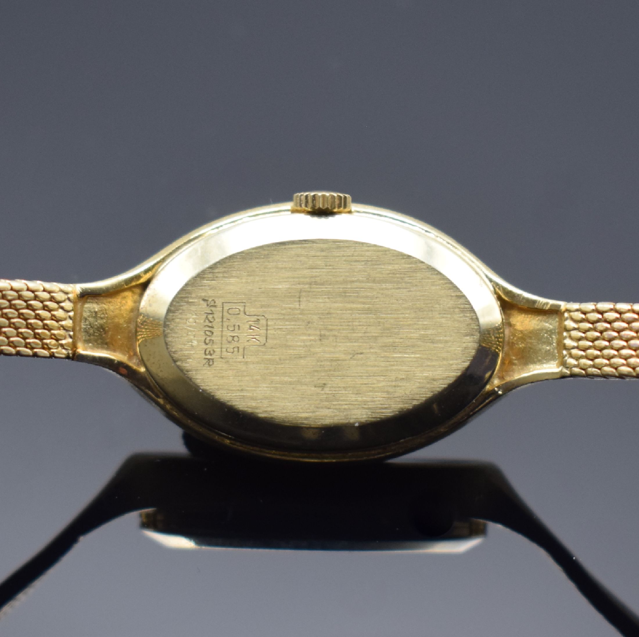 Detail c: PREDIAL Lady Damenarmbanduhr in GG 585/000, Schweiz um 1975, Handaufzug, 2-teil. Gehäuse, Boden aufgedr., Milanaiseband, gold. Zifferbl. fl., Kal. ...