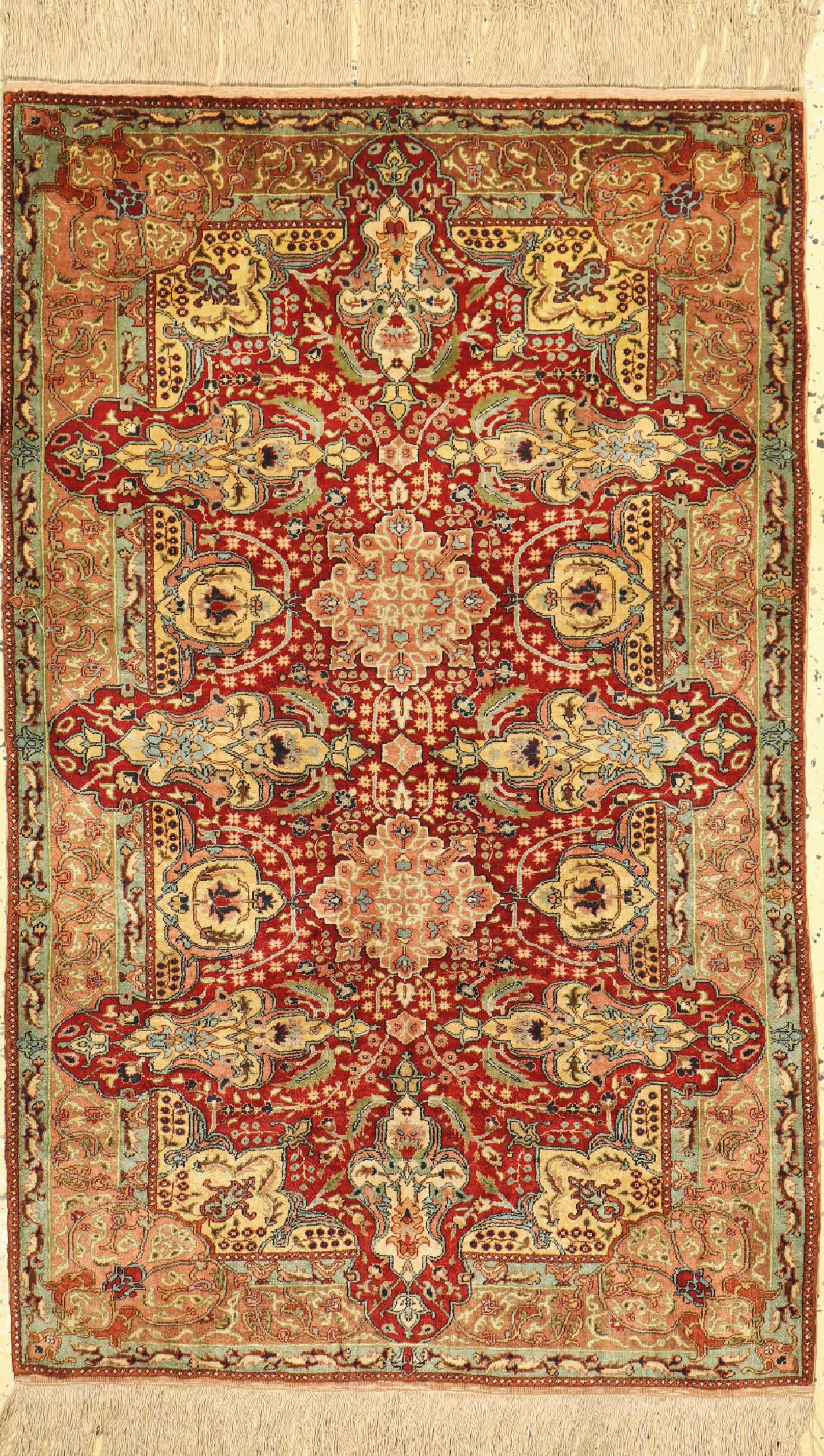Kayseri Seide fein, Türkei, um 1940, reine Naturseide, ca. 120 x 77 cm, EHZ: 1(gebraucht)