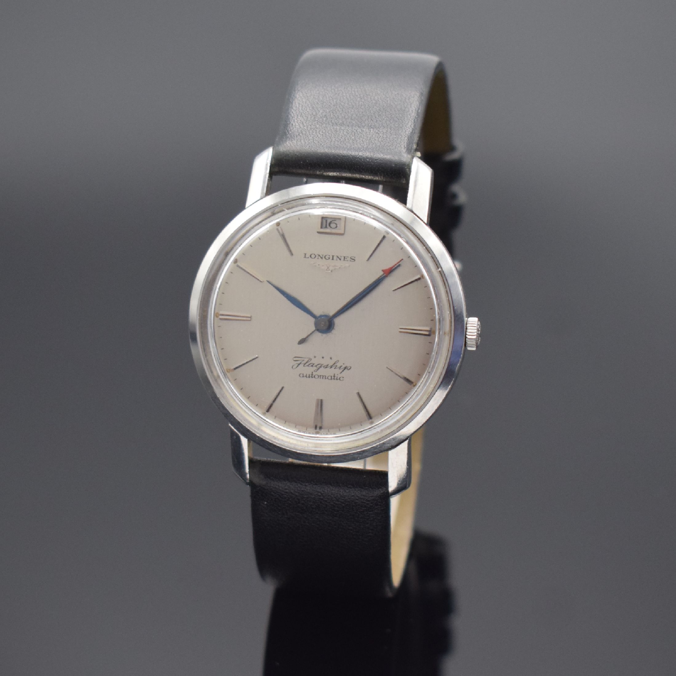 LONGINES Flagship Herrenarmbanduhr in Stahl, Schweiz um 1962, Automatik, verschr. Geh., Boden m. Goldplakette, orig. Krone, silb. Zifferbl., aufges. ...