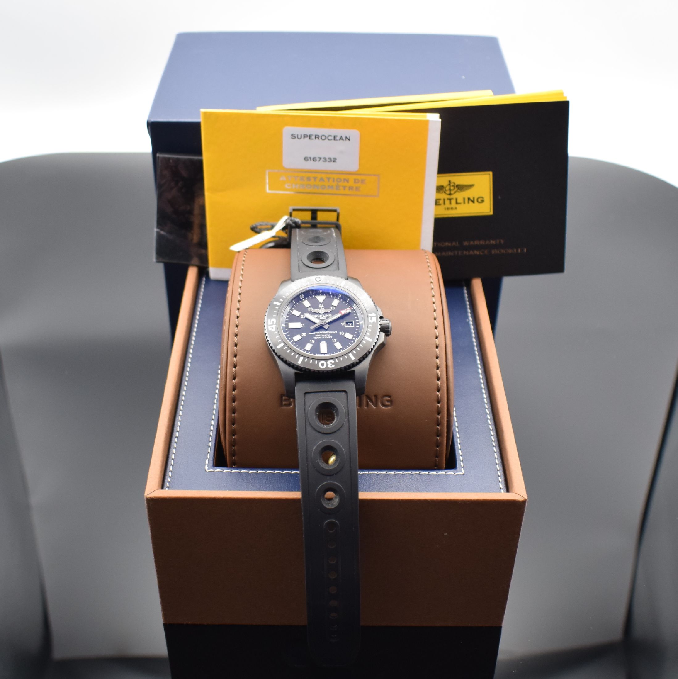Detail e: BREITLING Herrenarmbanduhr Superocean II 44 Special Referenz M1739313/BE92, Automatik, DLC beschichtetes Edelstahlgeh. inkl. orig. Kautschukband m. ...
