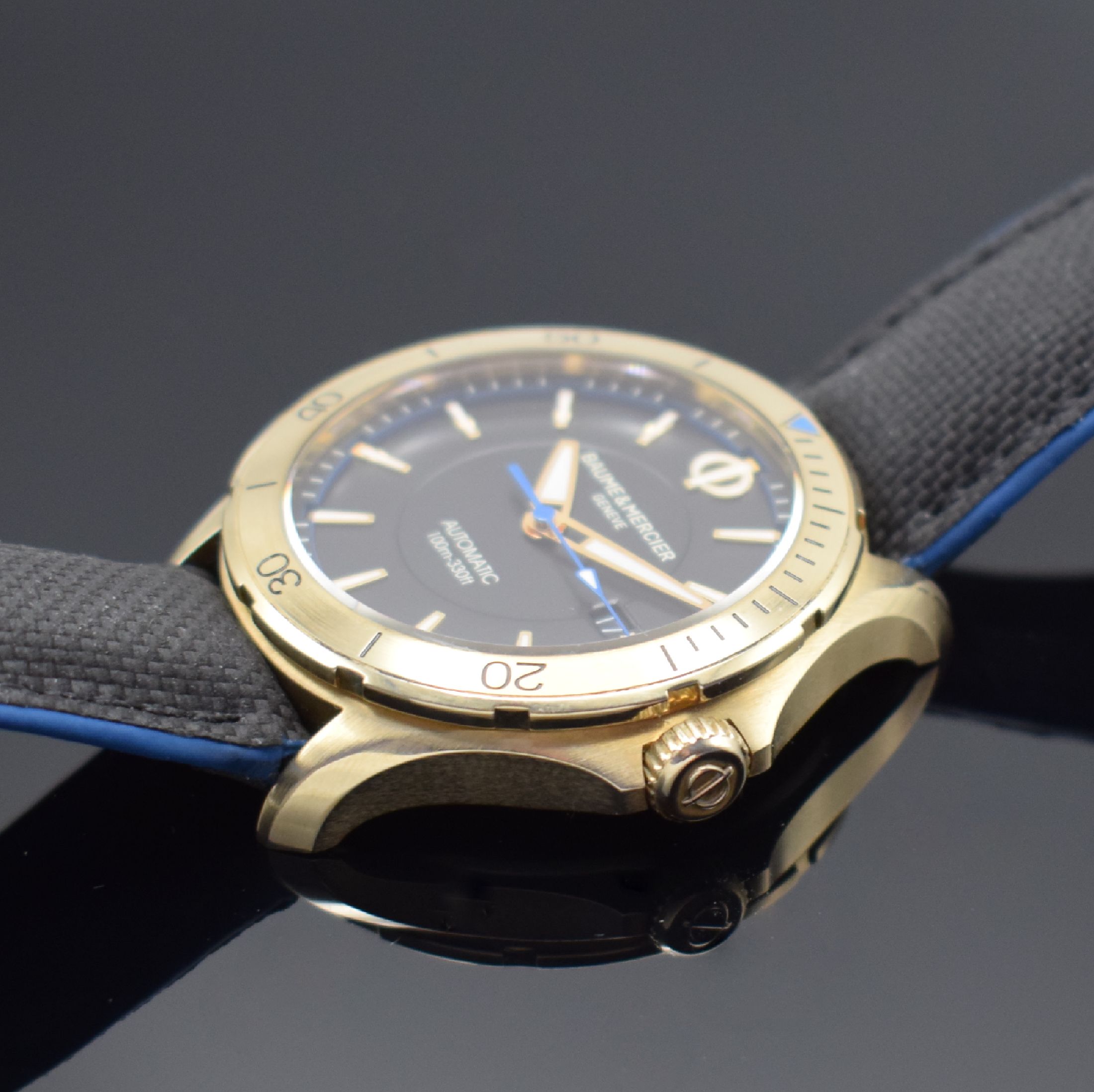 Detail c: BAUME & MERCIER Armbanduhr Modell Clifton Club Referenz MOA10500, Automatik, Bronzegehäuse inkl. orig. Kautschukband m. orig. Dornschl., Krone und ...