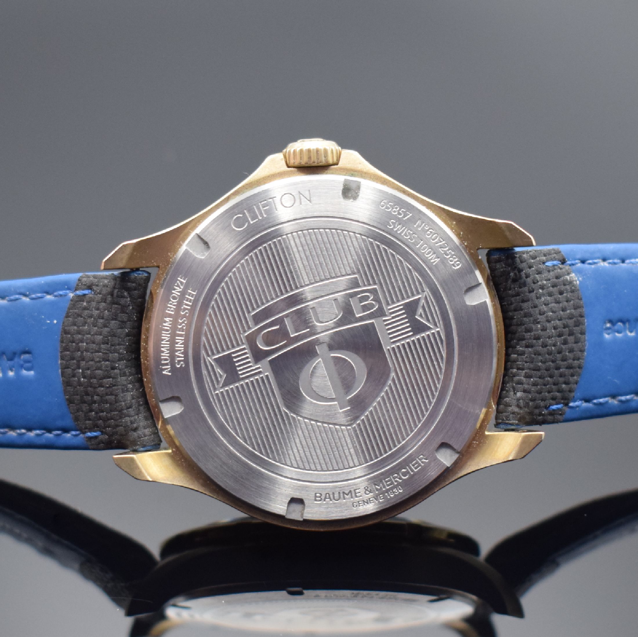 Detail d: BAUME & MERCIER Armbanduhr Modell Clifton Club Referenz MOA10500, Automatik, Bronzegehäuse inkl. orig. Kautschukband m. orig. Dornschl., Krone und ...