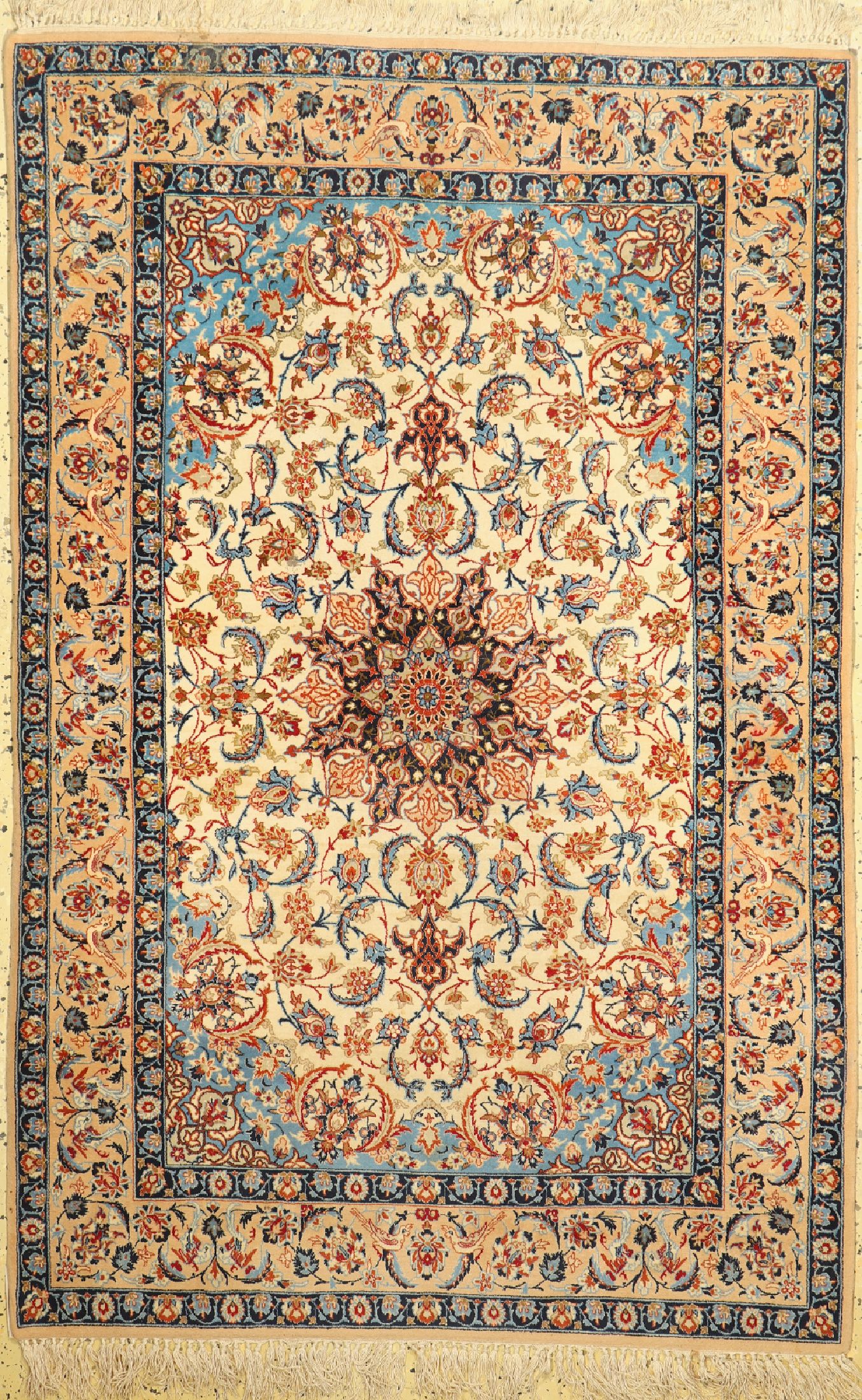 Esfahan fein, Persien, ca. 50 Jahre, Korkwolle mit und auf Seide, ca. 170 x 112 cm,ca. 1,0 Mio. Kn/qm, fleckig, EHZ: 1-2