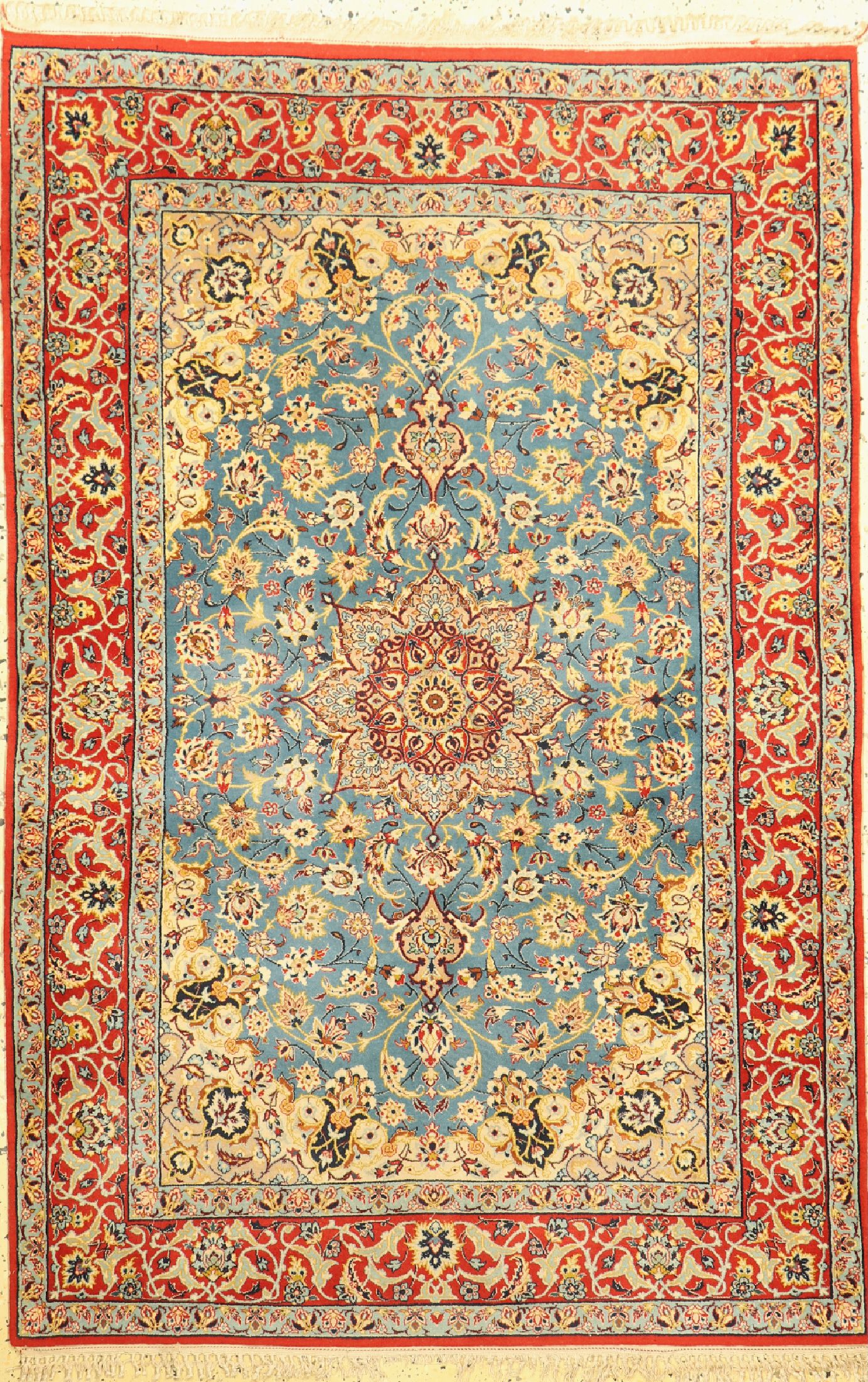 Esfahan fein, Persien, ca. 50 Jahre, Korkwolle mit und auf Seide, ca. 162 x 106 cm,ca. 1,0 Mio. Kn/qm, EHZ: 1-2