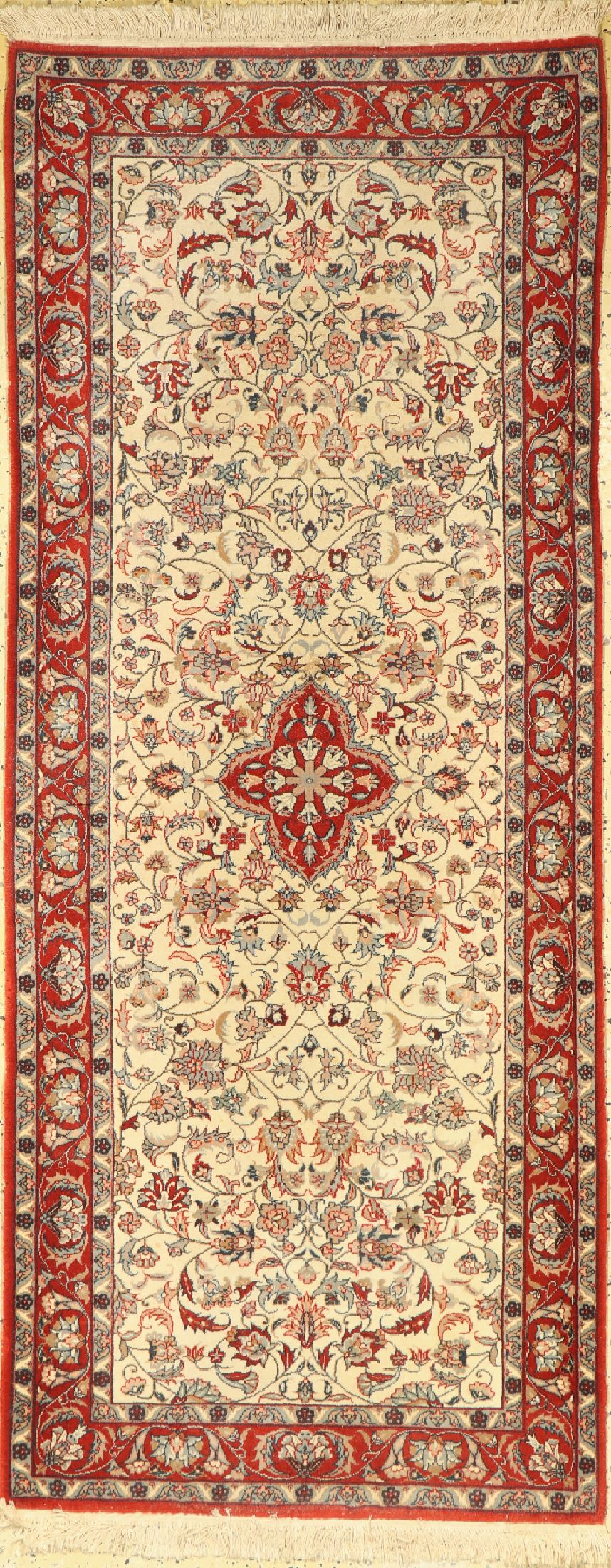 Esfahan, China, ca. 40 Jahre, Wolle auf Baumwolle, ca. 202 x 84 cm, EHZ: 1-2(verschmutzt)