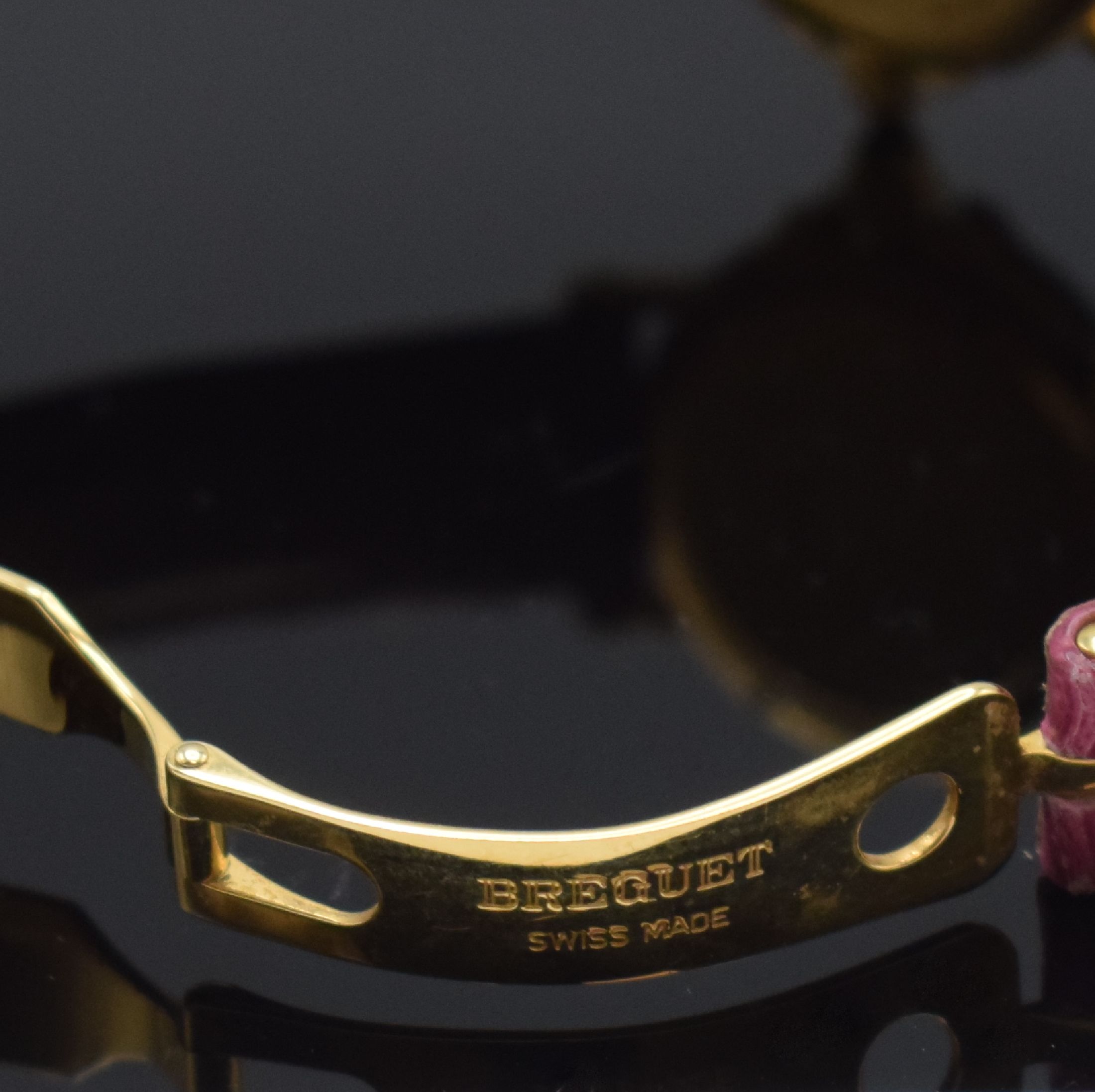 Detail e: BREGUET Marine feine Damenarmbanduhr Referenz BA 8401, Schweiz um 2005, Automatik, Geh. in GG 750/000 aufwendig mit Diamanten bes., Boden 6-fach ...