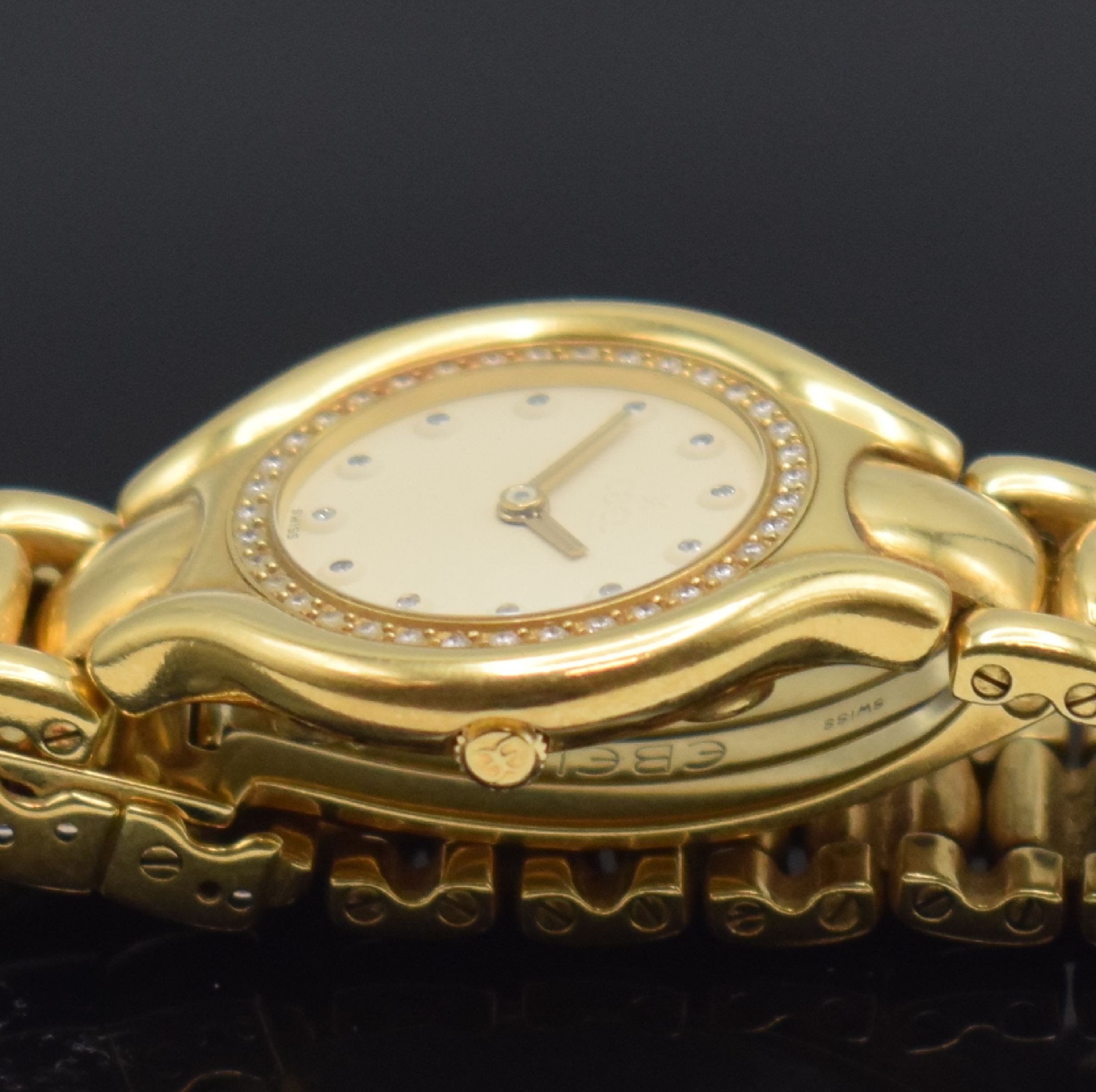Detail d: EBEL Beluga Damenarmbanduhr in GG 750/000 Referenz 866949, Schweiz um 2005, quarz, Boden 4-fach verschr., Lünette u. Zifferbl. mit Diamanten bes., ...