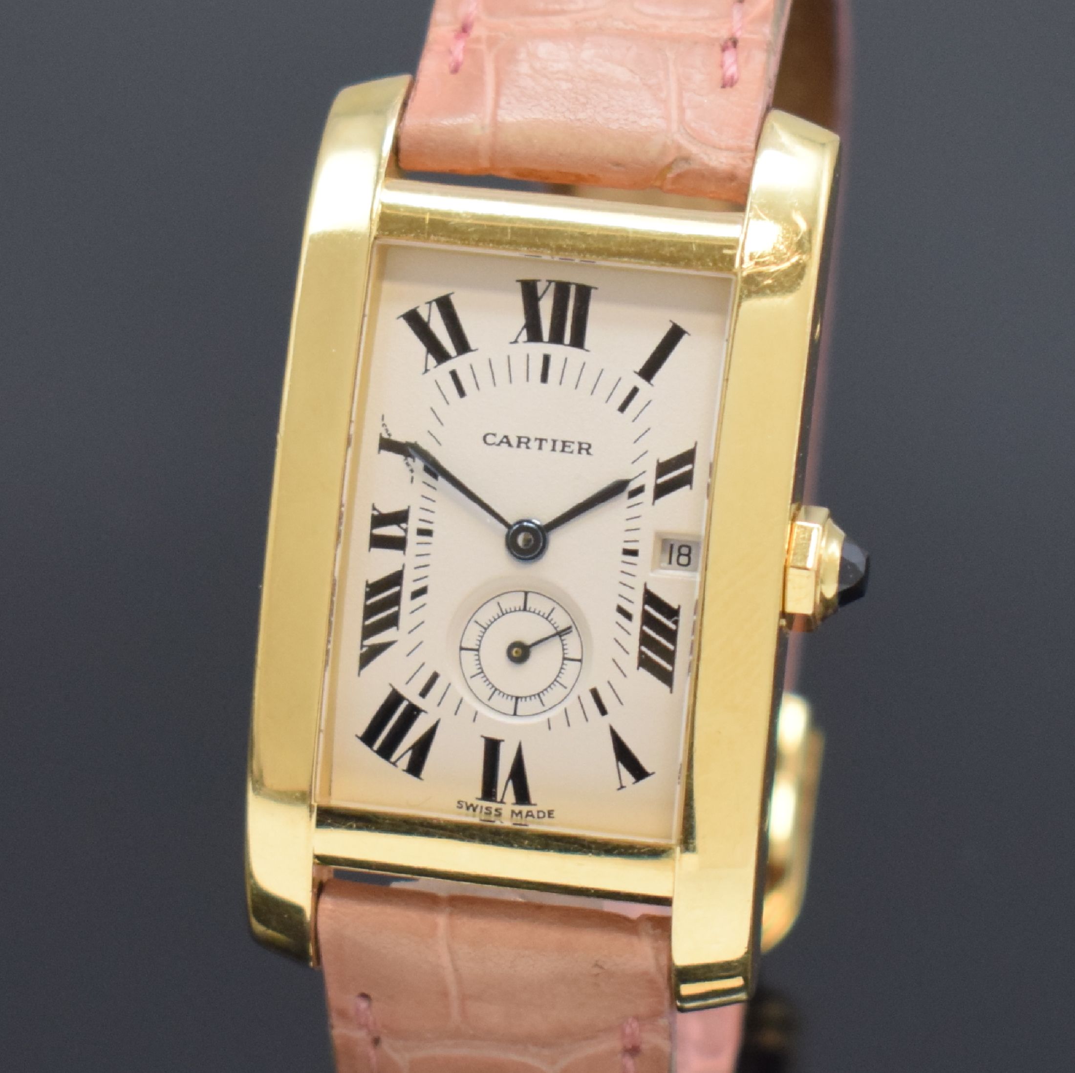 Detail a: CARTIER Tank Americaine Damenarmbanduhr in GG 750/000 Referenz 1716, Schweiz um 2000, quarz, 2-teil. Geh., Boden 8-fach verschr. (1 Schr. zu ers.), ...