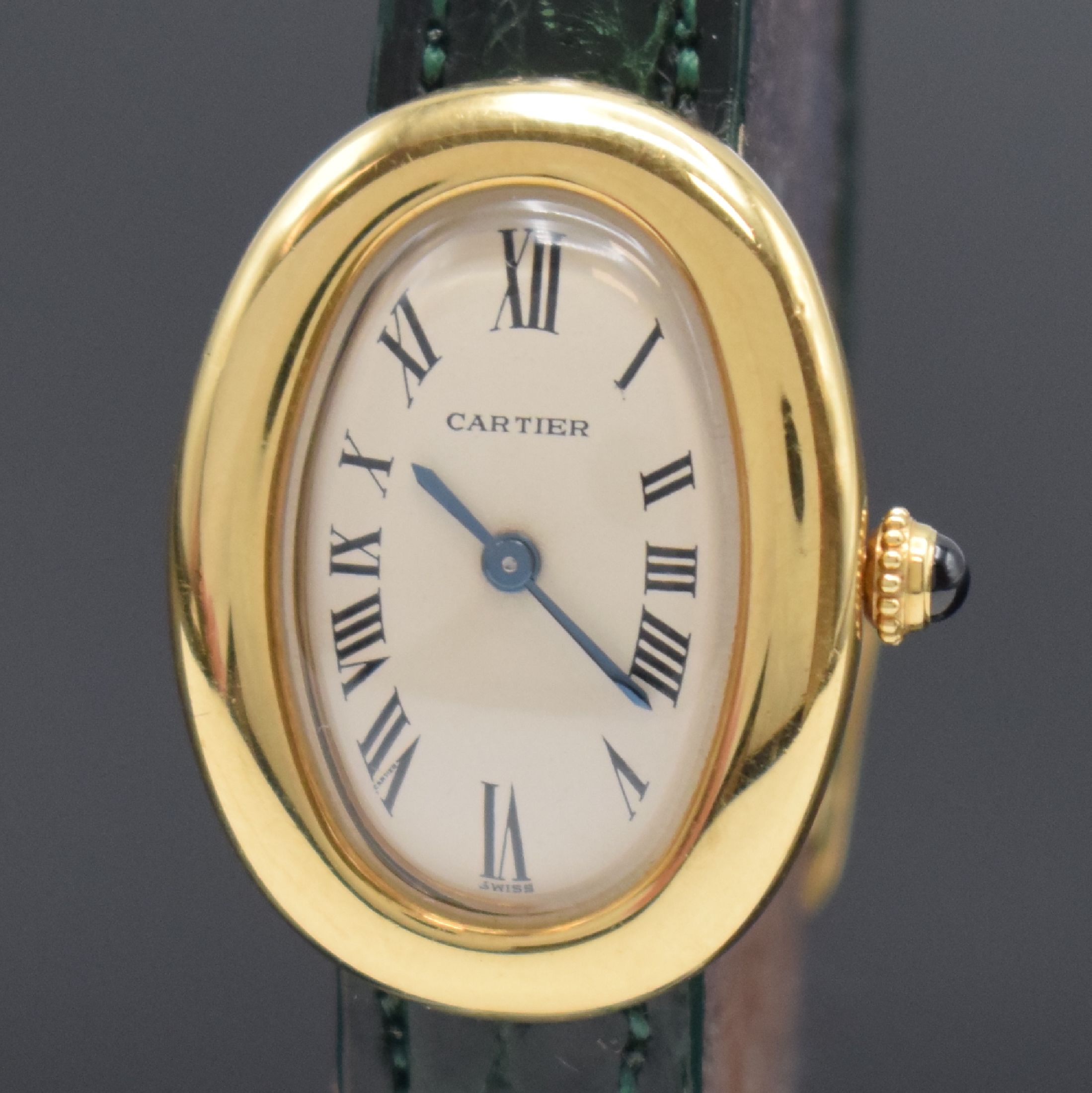 Detail a: CARTIER Paris Damenarmbanduhr Serie Baignoire in GG 750/000 Referenz 3171, Schweiz um 1990, quarz, Boden m. Widmungsgravur 4-fach verschr., orig. ...