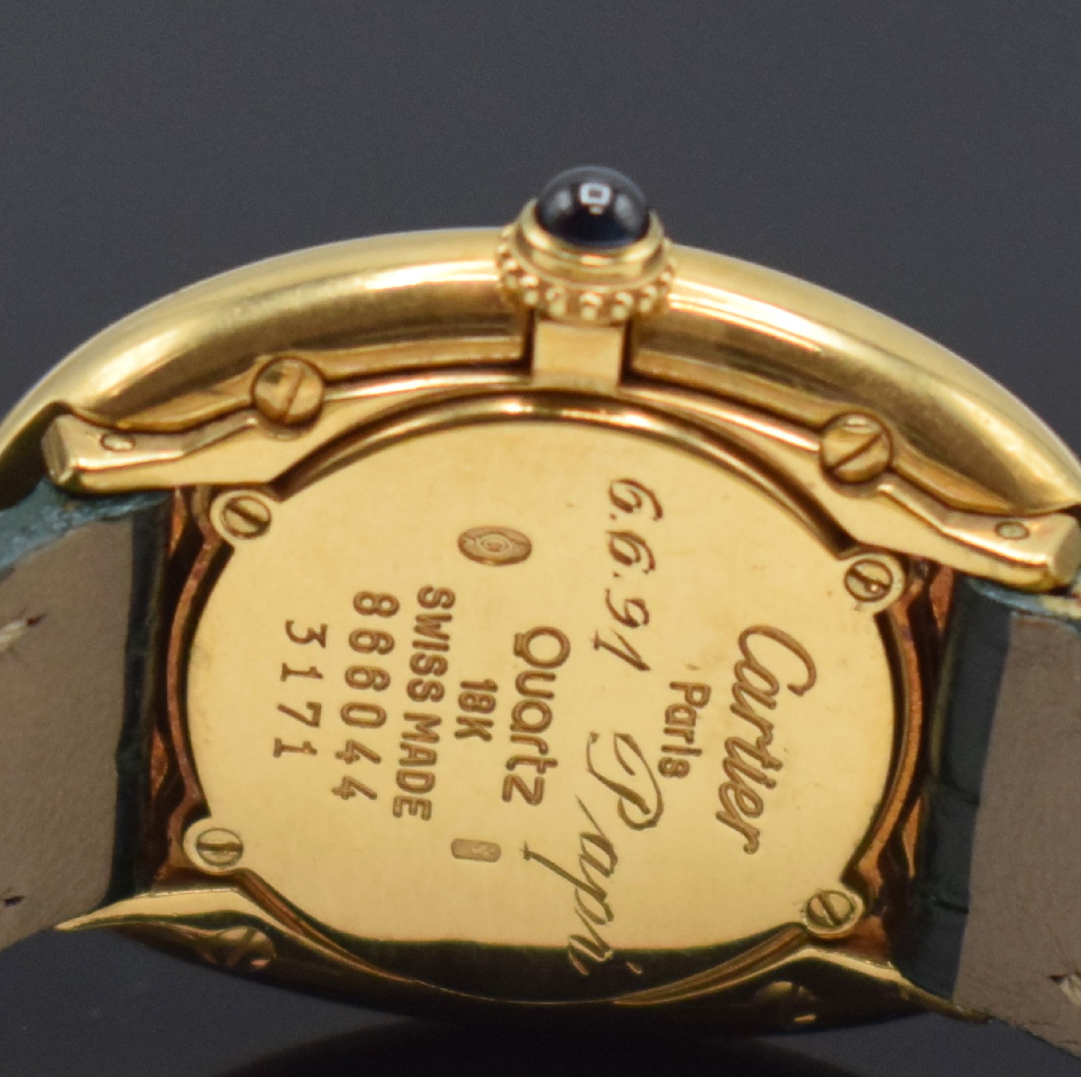 Detail c: CARTIER Paris Damenarmbanduhr Serie Baignoire in GG 750/000 Referenz 3171, Schweiz um 1990, quarz, Boden m. Widmungsgravur 4-fach verschr., orig. ...