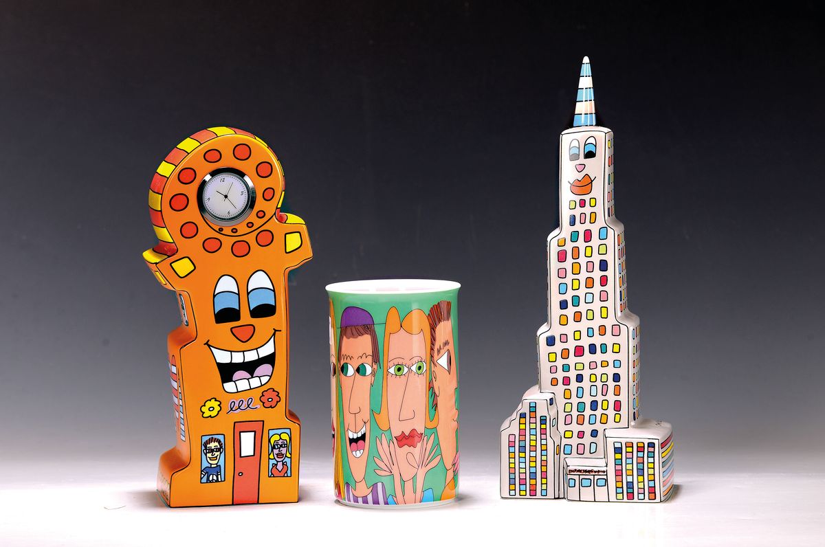 Konvolut aus 3 Werken James Rizzi für Goebel, "A Great Time in my City", hochformatiges Porzellan Objekt, bodenseitig Firmenstempel, ...