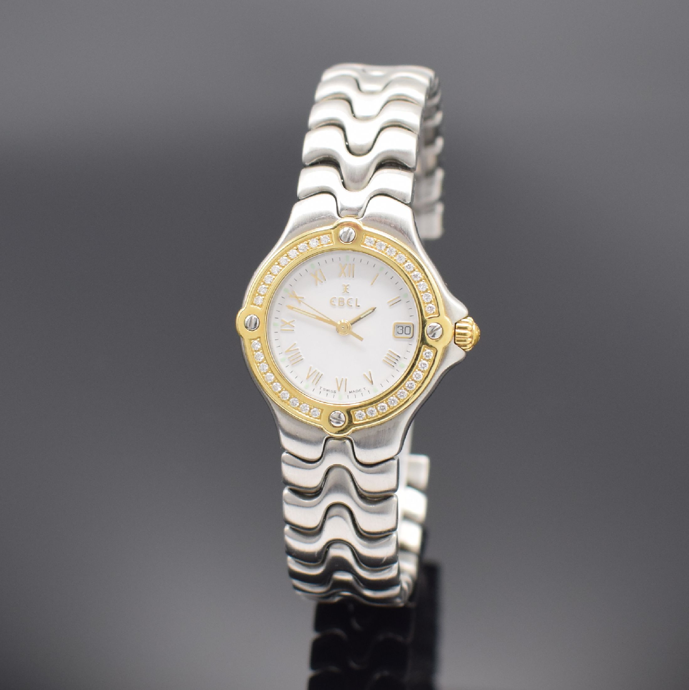 EBEL Sportwave Damenarmbanduhr in Stahl/Gold mit Diamanten Referenz 6087624, Schweiz um 1995, quarz, Boden verschr., orig. Gliederband m. dopp. ...