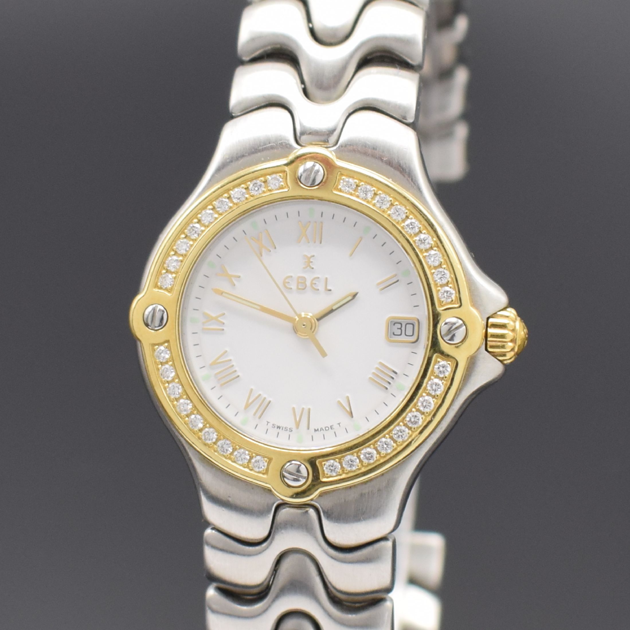 Detail a: EBEL Sportwave Damenarmbanduhr in Stahl/Gold mit Diamanten Referenz 6087624, Schweiz um 1995, quarz, Boden verschr., orig. Gliederband m. dopp. ...