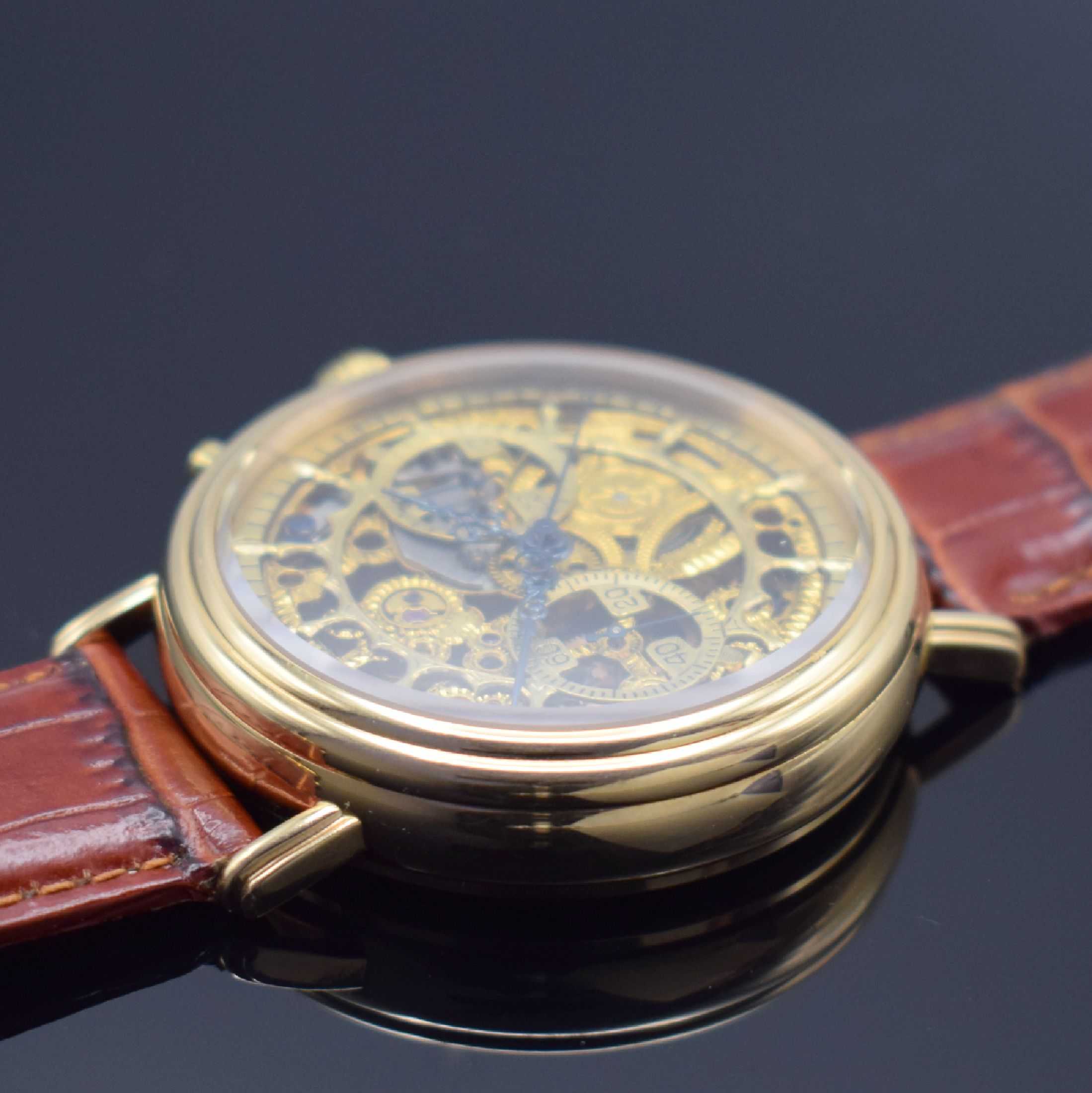 Detail c: SINN extrem seltener, skelettierter Schaltradchronograph in GG 750/000, wohl Prototyp, Deutschland um 1990, 3-teil. Geh. beids. vergl., Boden und ...