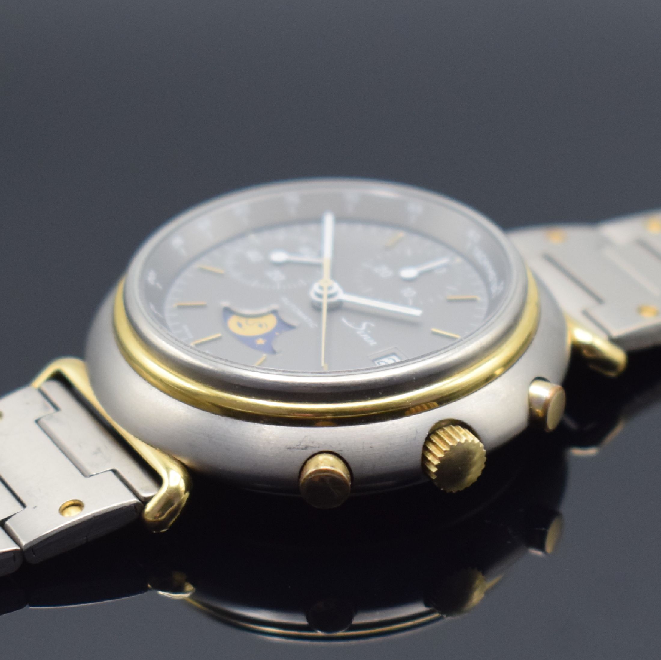 Detail b: SINN Armbandchronograph mit Mondphase Referenz 247, Automatik, Deutschland um 1980, Titangeh. inkl. Gliederband z. T. verg., Boden aufgedr., Anz. v. ...