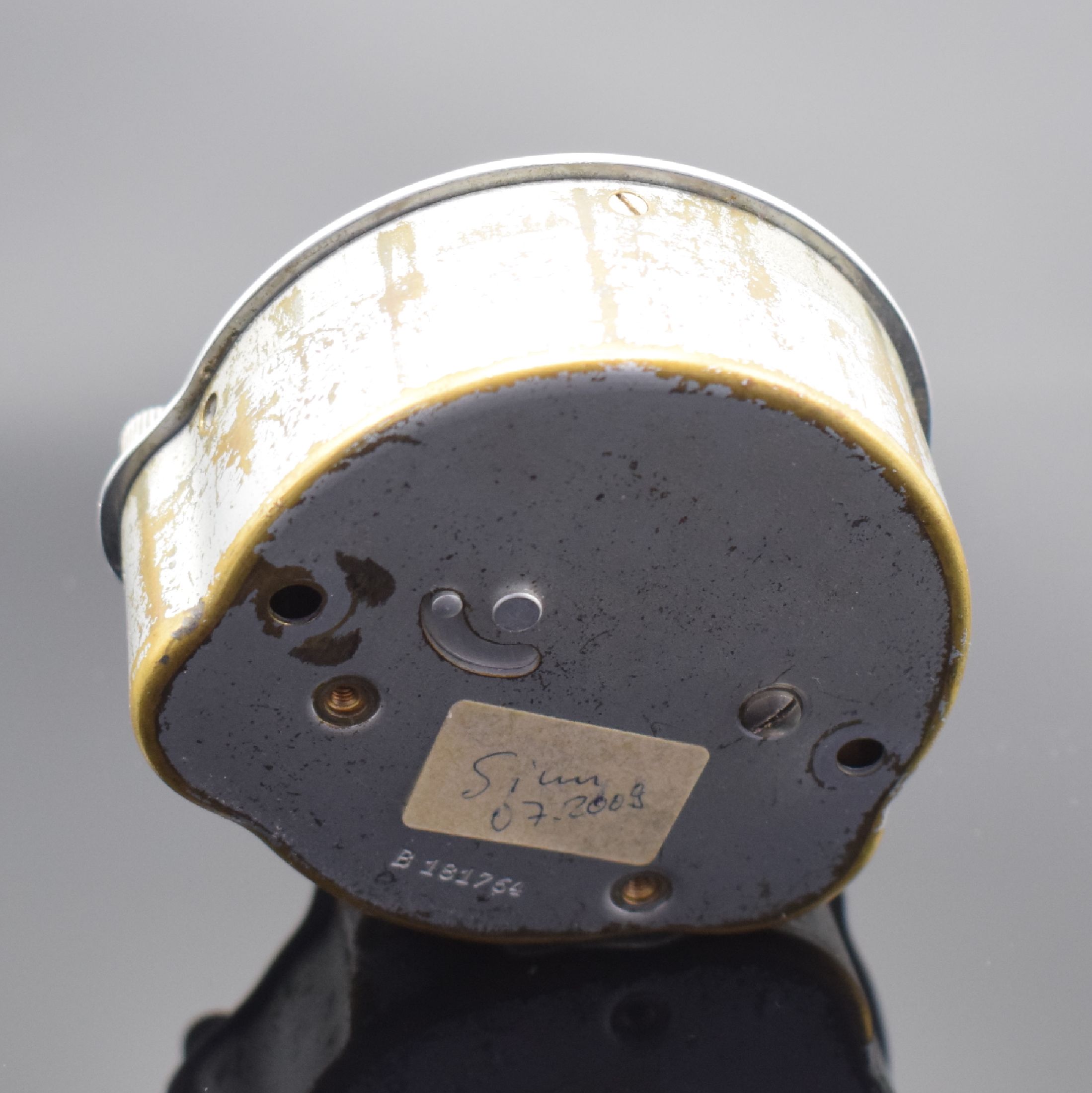 Detail b: JAEGER seltene Einbauborduhr mit 8 Tagewerk "TEMPS DE MARCHE" und Schaltradchronograph, Schweiz um 1950, schwarzes Kontrastzifferbl. m. ...