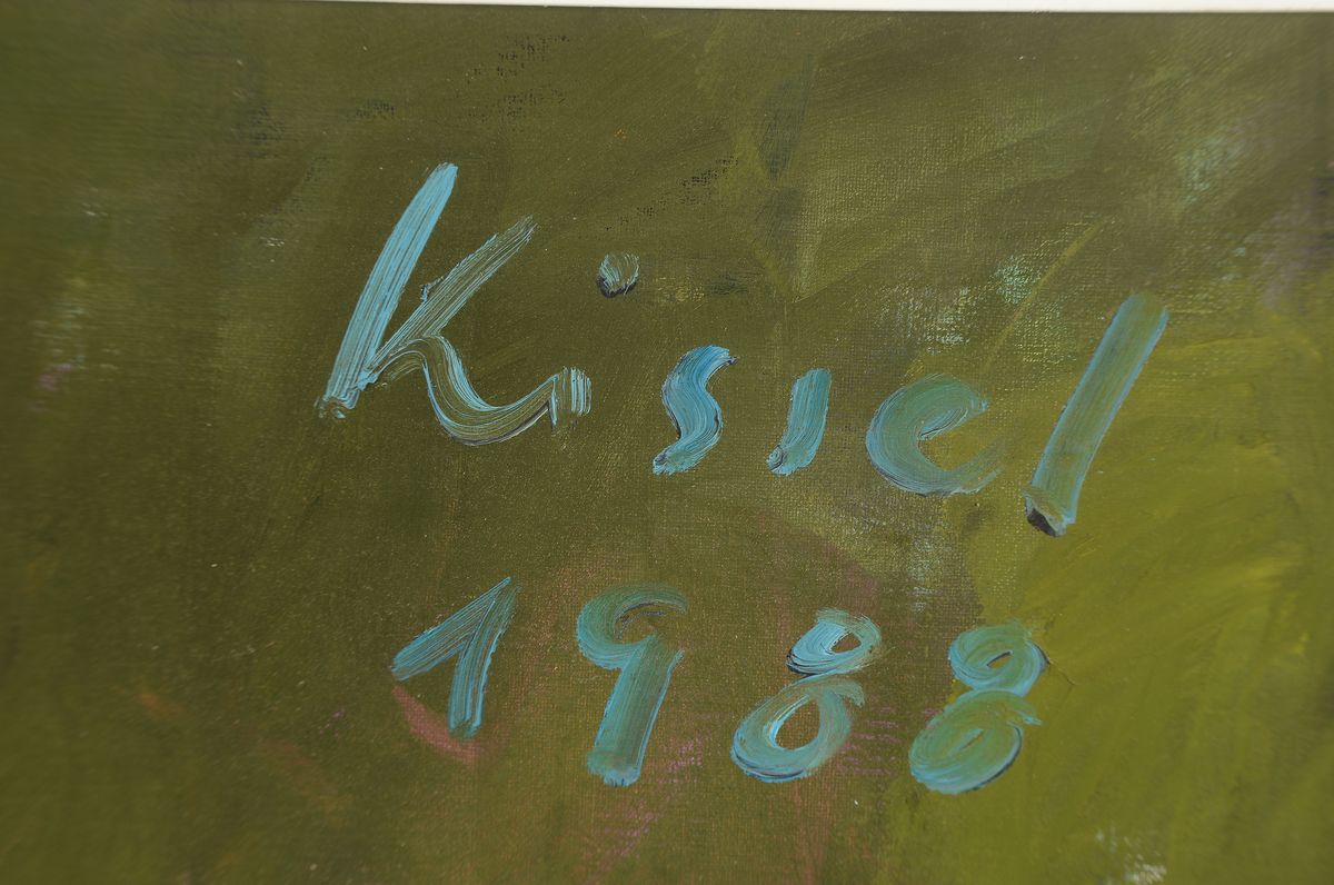 Detail a: Gernot Kissel, 1939 Worms-2008, aus dem Atelier Kissel, großformatiges Damenbildnis mit Berner Sennenhund, junge Frau mit dunklen Haaren und pinkem ...