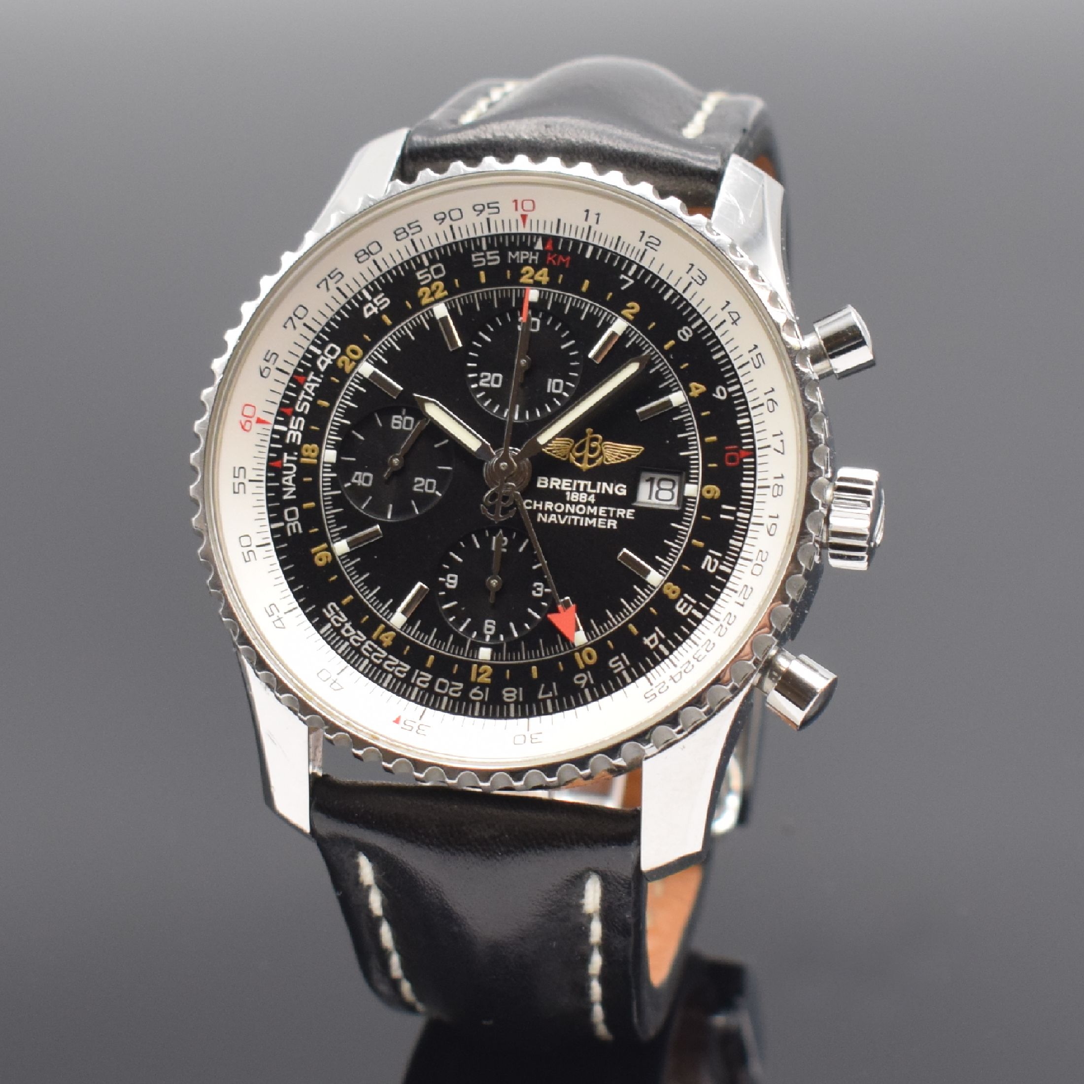 BREITLING Navitimer World Herrenarmbanduhr mit Chronograph und 2er Zeitzone Referenz A24322, Schweiz um 2008, Automatik, großes Edelstahlgeh., Boden ...