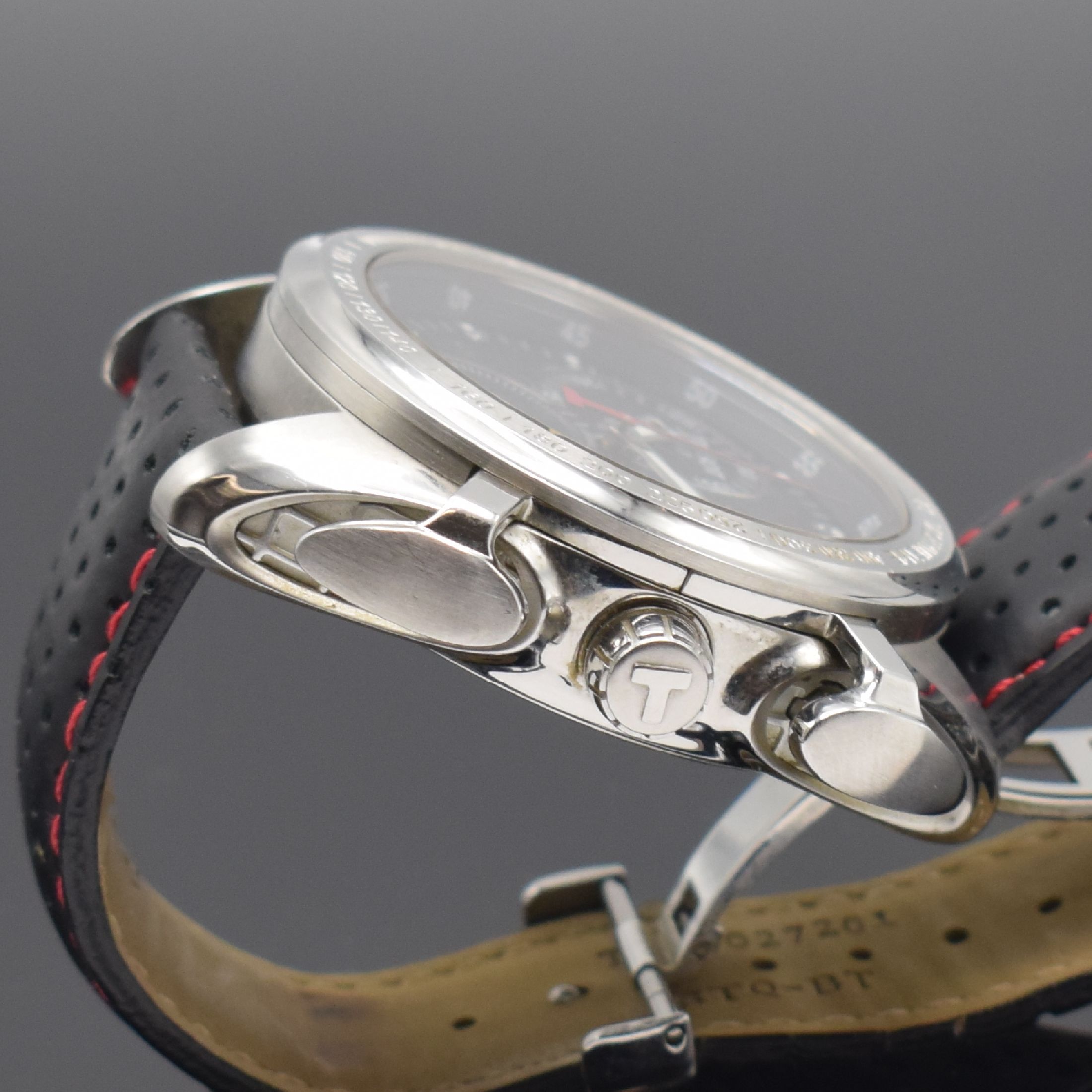 Detail d: TISSOT T-Sport Racing Herrenarmbanduhr mit Chronograph, Schweiz um 2010, quarz, großes Edelstahlgeh., Boden aufgedr., orig. Lederband m. orig. ...