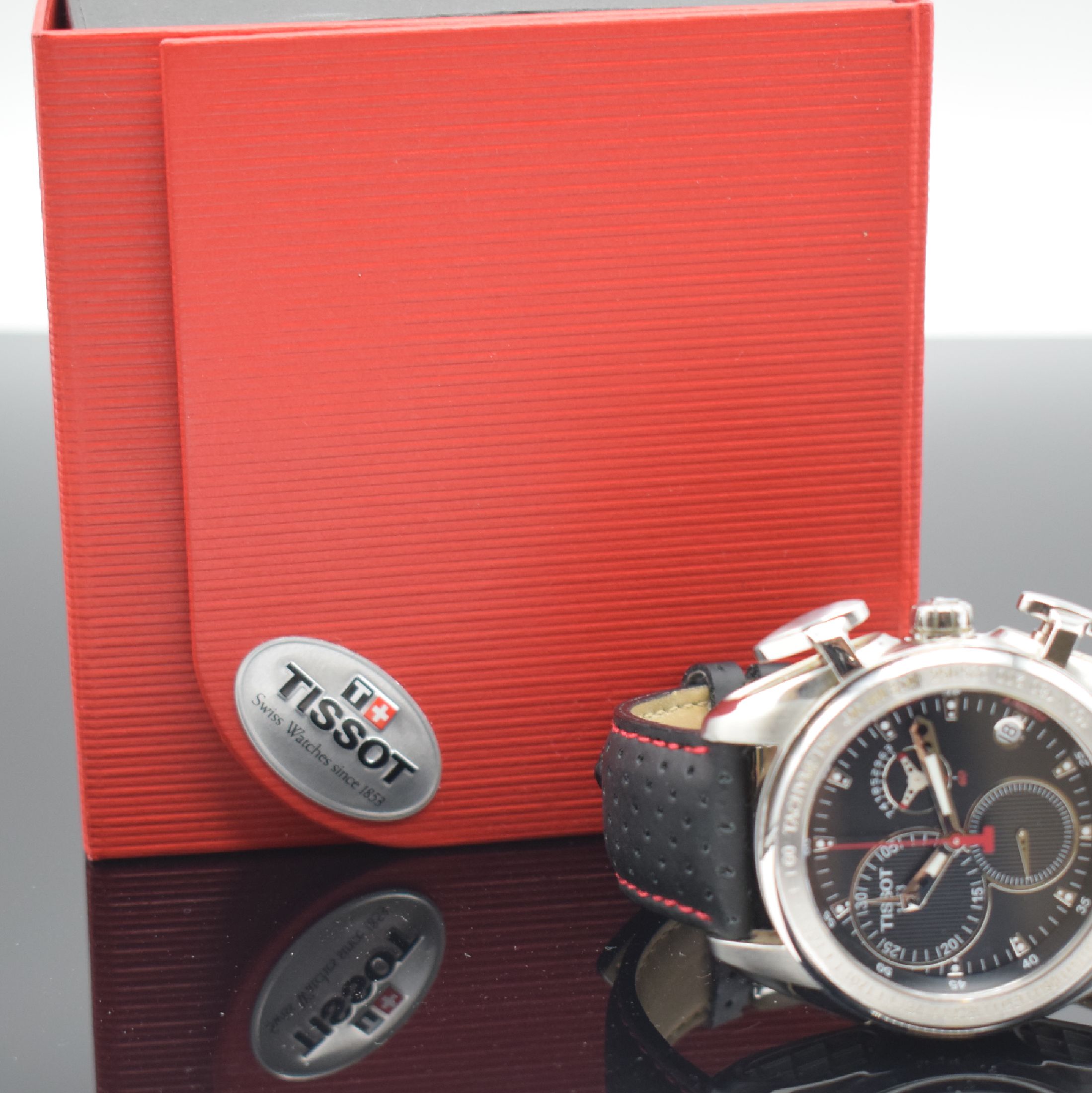 Detail f: TISSOT T-Sport Racing Herrenarmbanduhr mit Chronograph, Schweiz um 2010, quarz, großes Edelstahlgeh., Boden aufgedr., orig. Lederband m. orig. ...