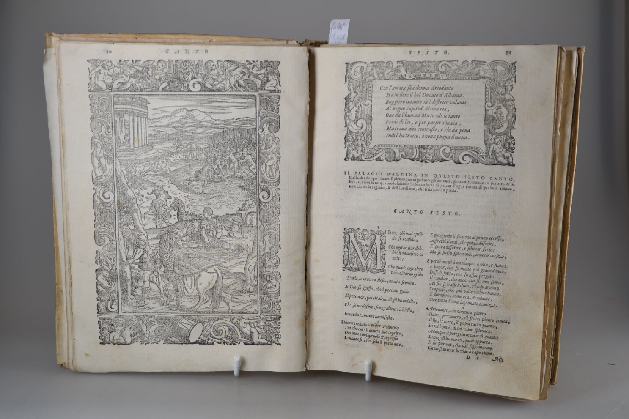 Detail b: Ludovico Ariosto (1474-1533): Orlando Furioso.Tutto ricoretto & di nuove Figure adornato, Venedig, Valgrisi 1587, Versepos "Der rasende ...