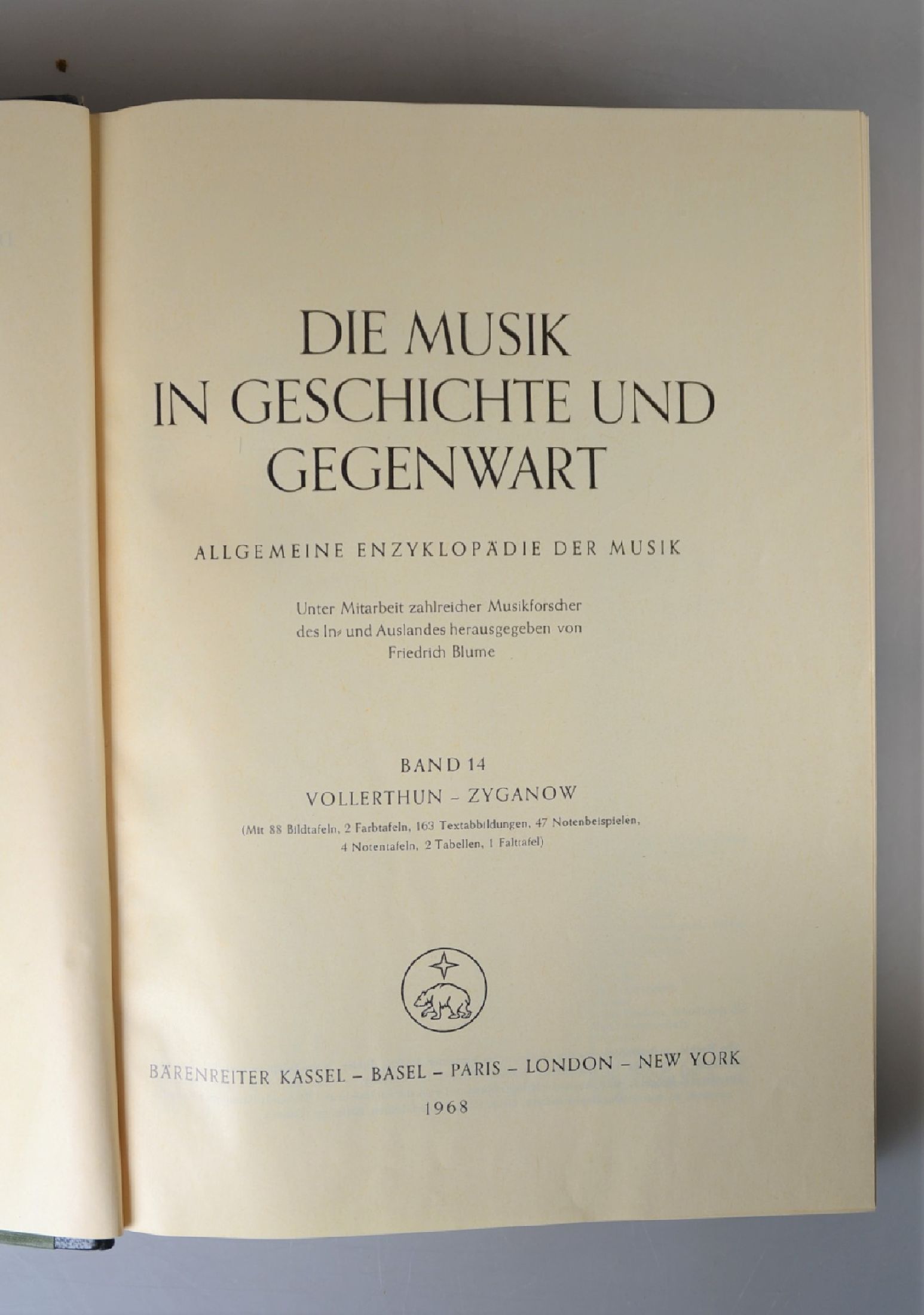 Detail b: Friedrich Blume (Hrsg.): Die Musik in Geschichte und Gegenwart. Allgemeine Enzyklopädie der Musik, 17 Bd., Kassel u. Basel, Bärenreiter 1949-86, 14 ...