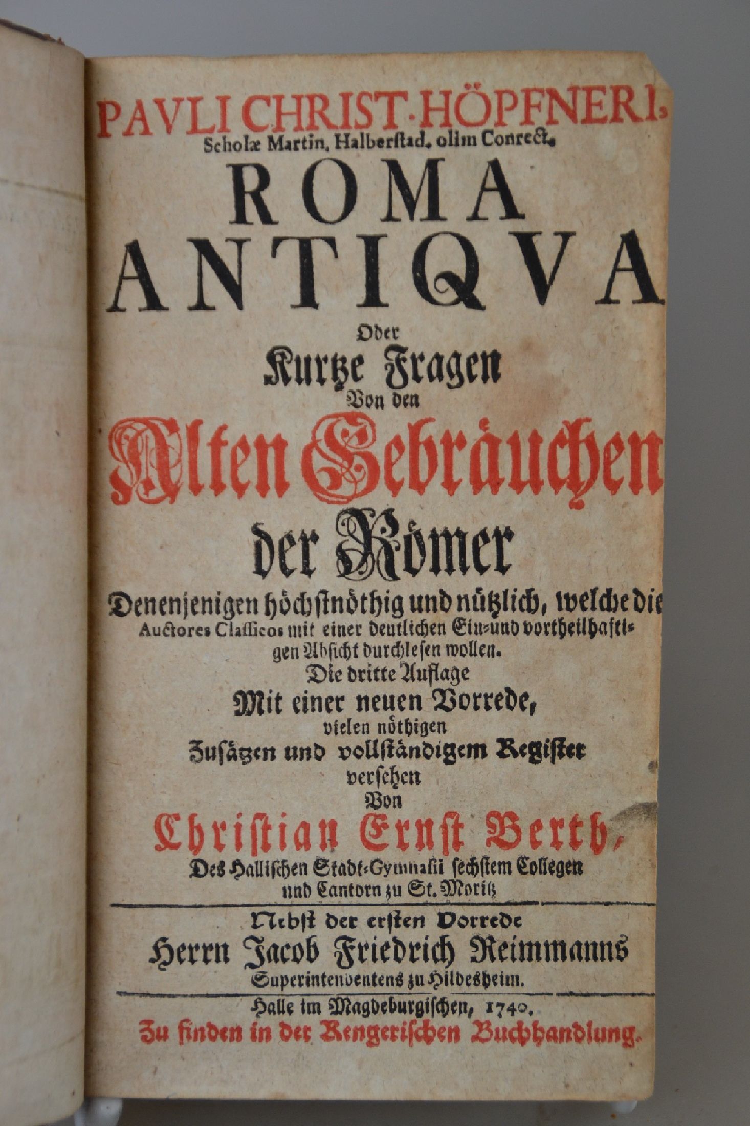 Detail a: Paul Christoph Höpfner: Roma Antiqua oder kurtze Fragen von den alten Gebräuchen der Römer, Halle, Rengerische Buchhandlung 1740, Dritte Auflage ...
