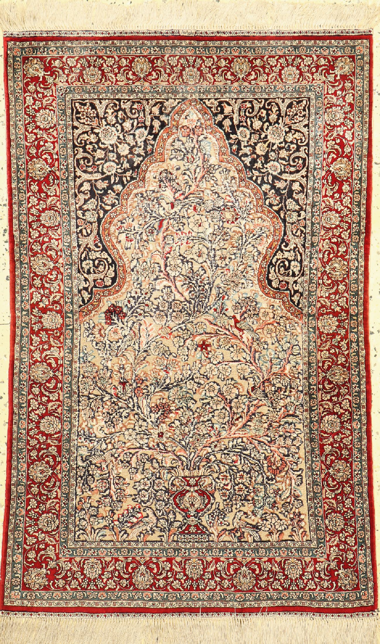 Hereke Seide fein China, Metallbroschiert,ca. 50 Jahre, reine Naturseide, ca. 121 x 78 cm, EHZ: 2